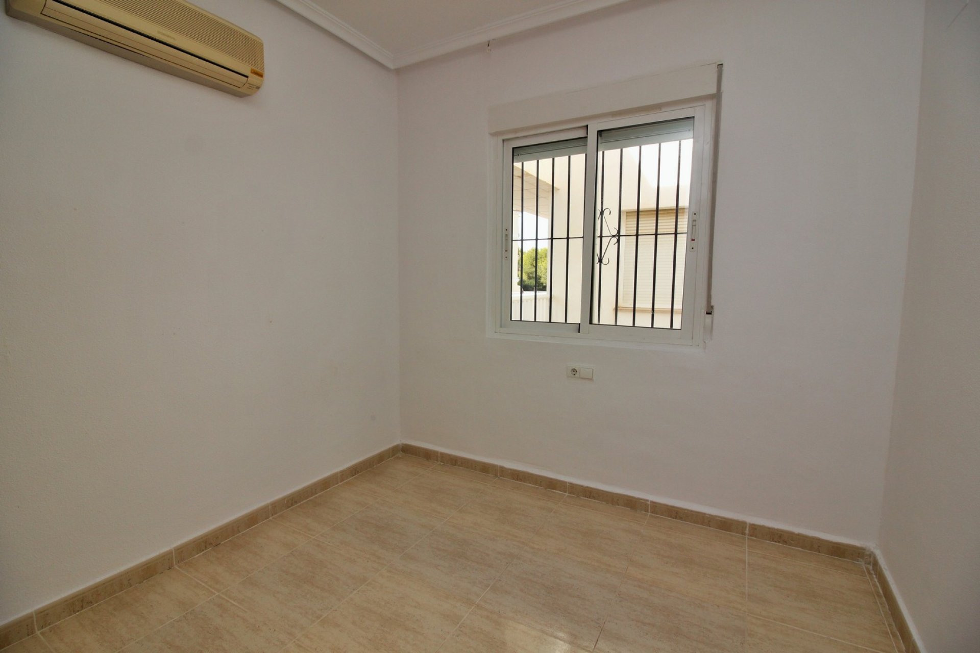 Reventa - Apartment -
Villamartin - Villamartín