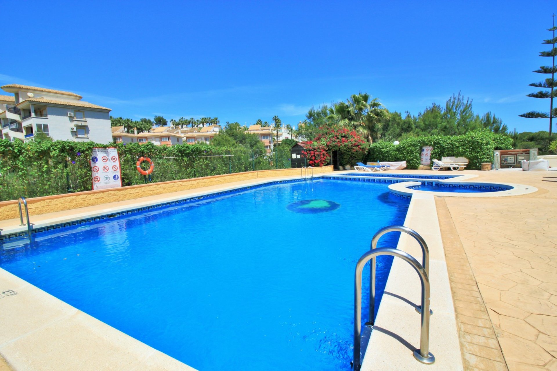 Reventa - Apartment -
Villamartin - Villamartín