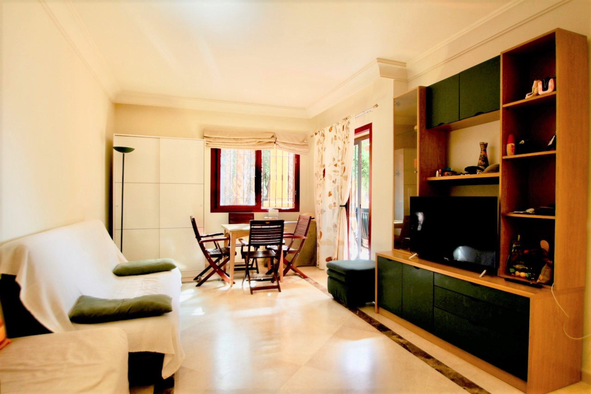 Reventa - Apartment -
Villamartin - Villamartín