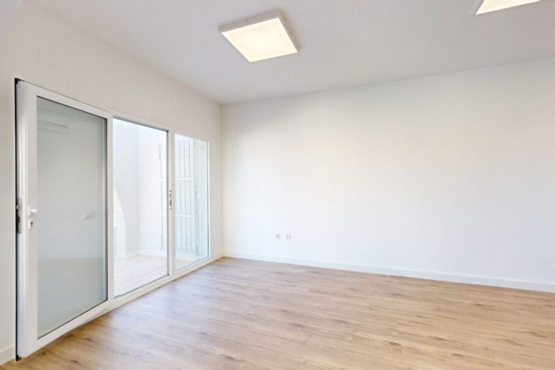 Reventa - Bungalow -
Blue Lagoon - Villamartín