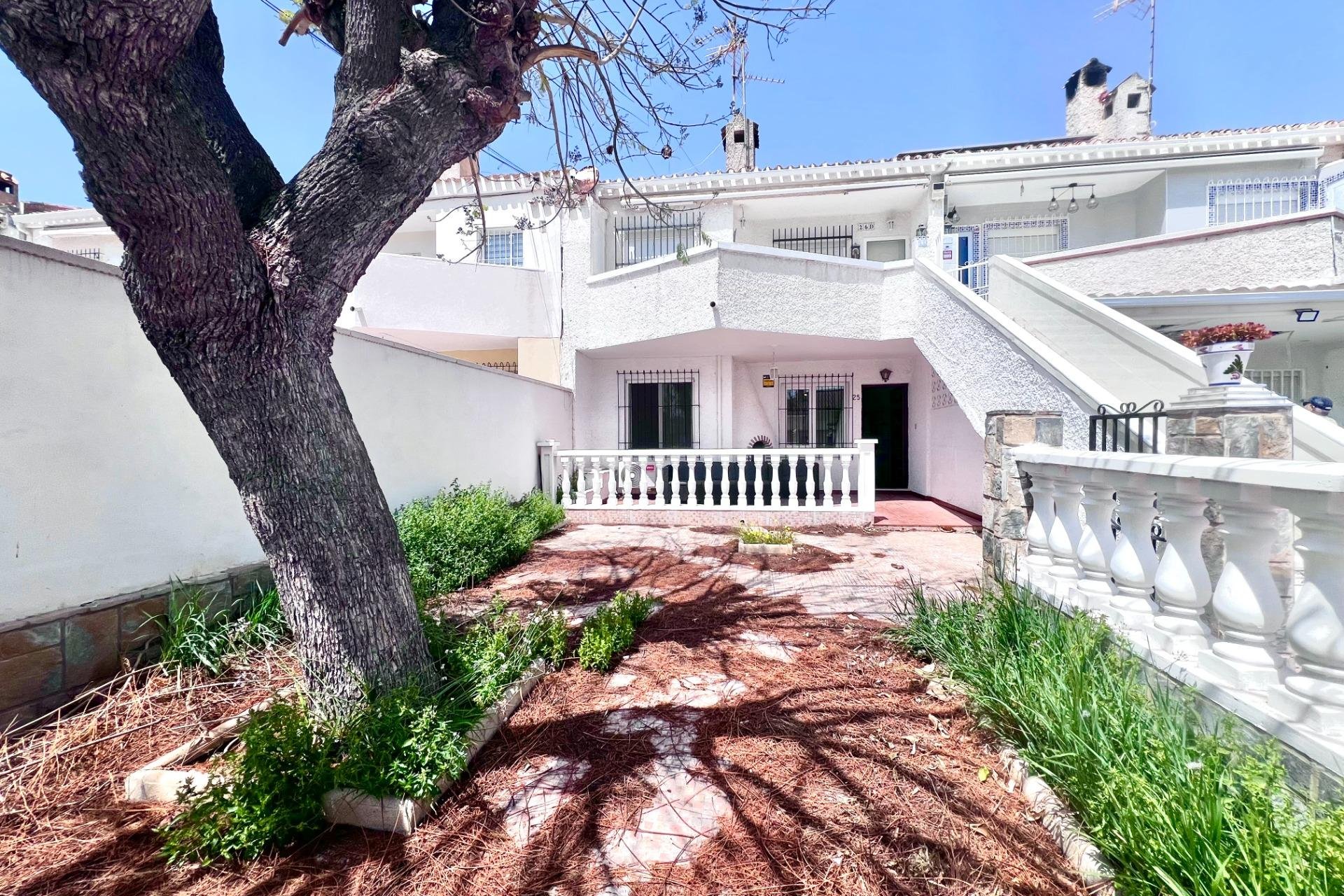Reventa - Bungalow -
Orihuela Costa - La Regia