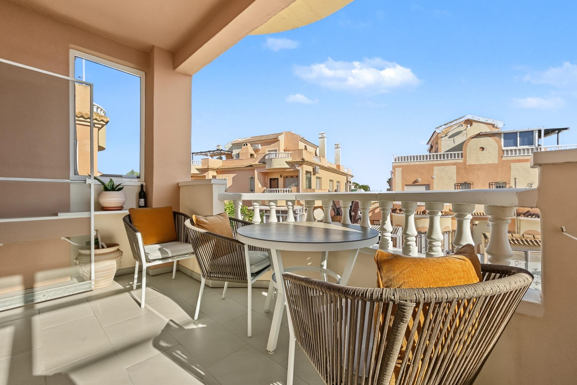 Reventa - Bungalow -
Orihuela Costa - Lomas de Don Juan