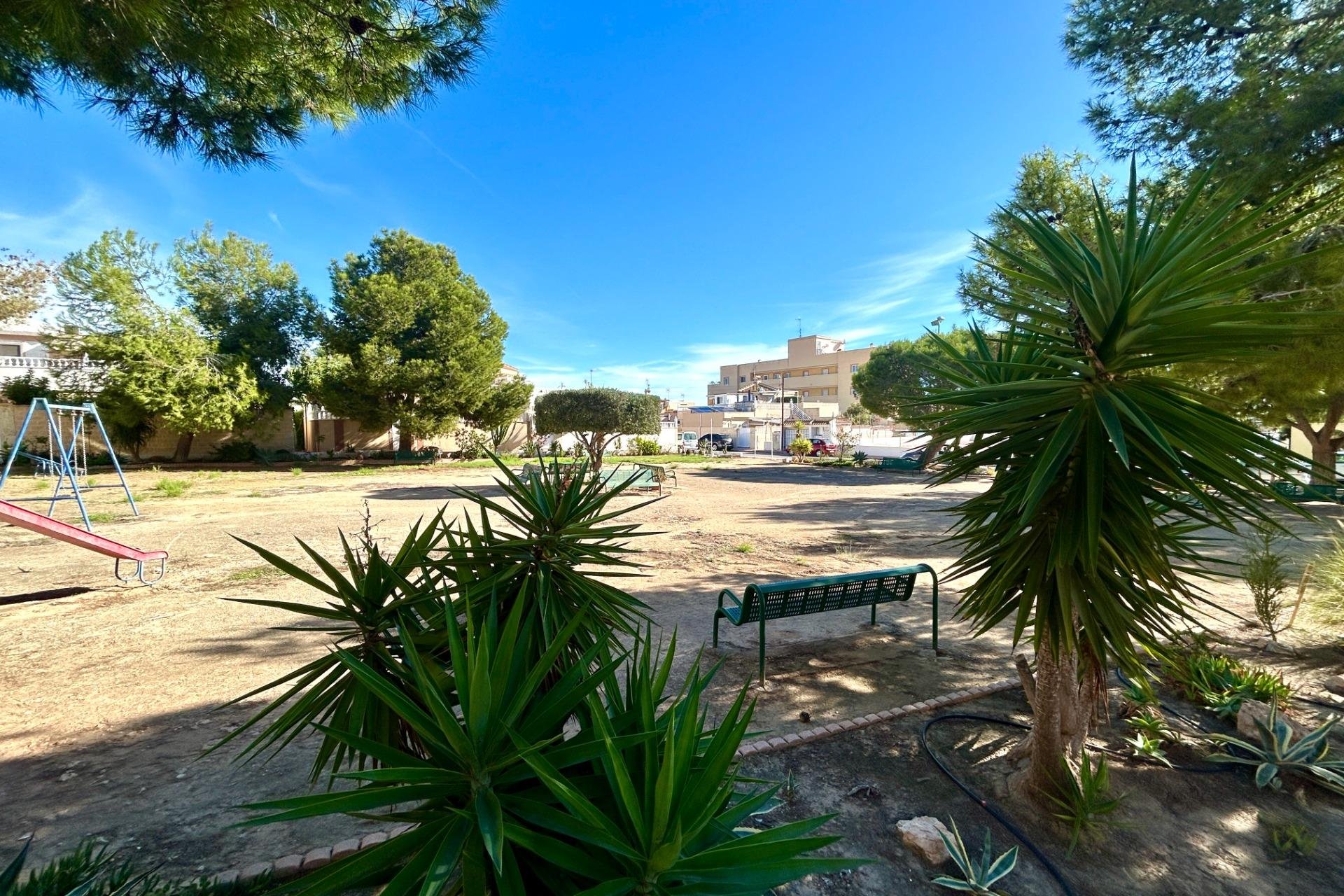 Reventa - Bungalow -
Orihuela Costa - Lomas de Don Juan