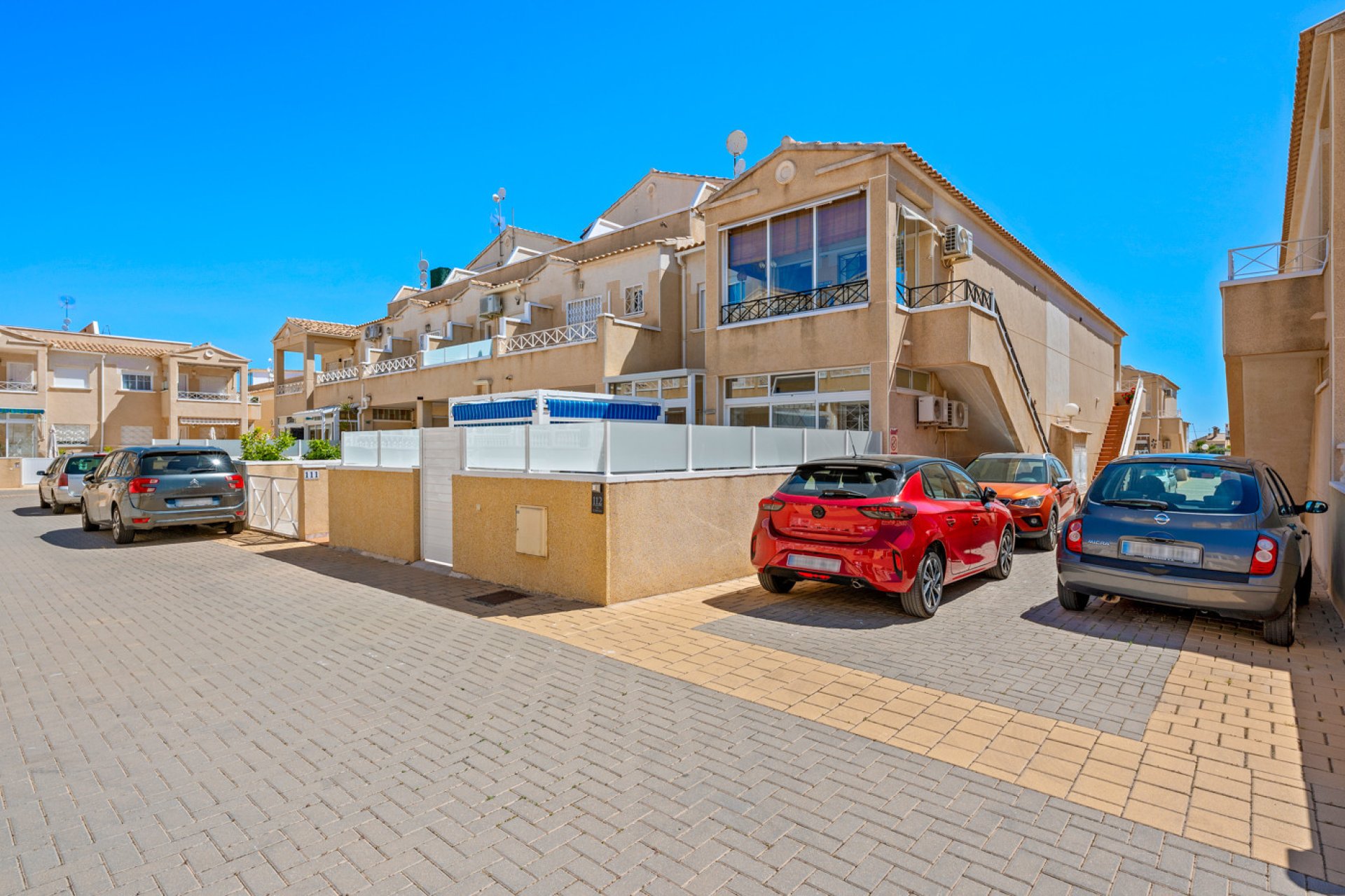 Reventa - Bungalow -
Orihuela Costa - Playa Flamenca
