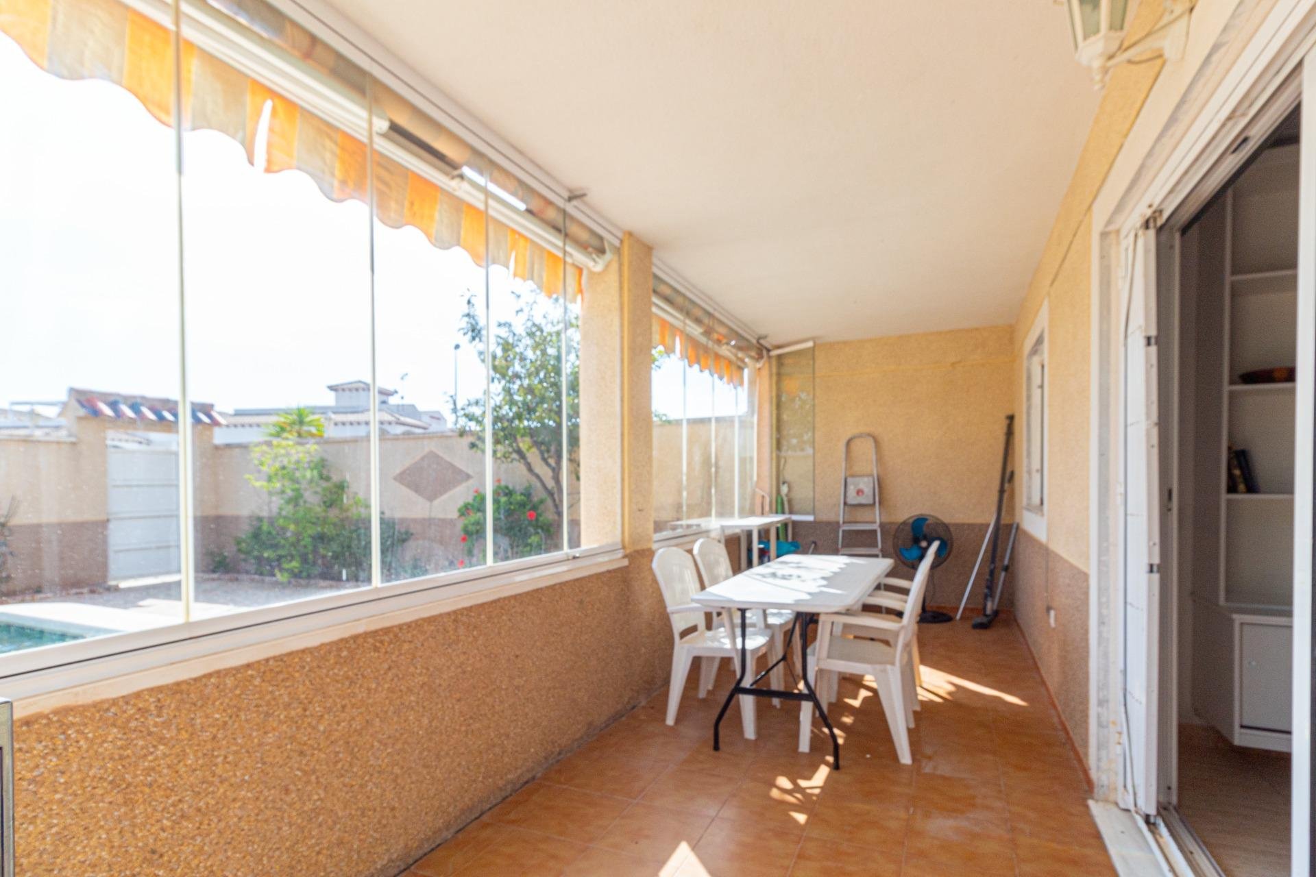 Reventa - Bungalow -
Orihuela Costa - Punta Prima