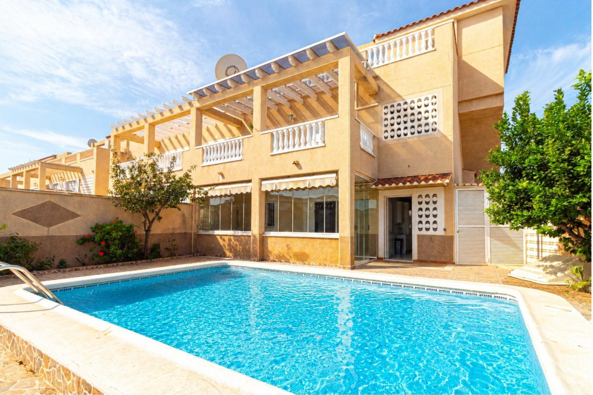 Reventa - Bungalow -
Orihuela Costa - Punta Prima