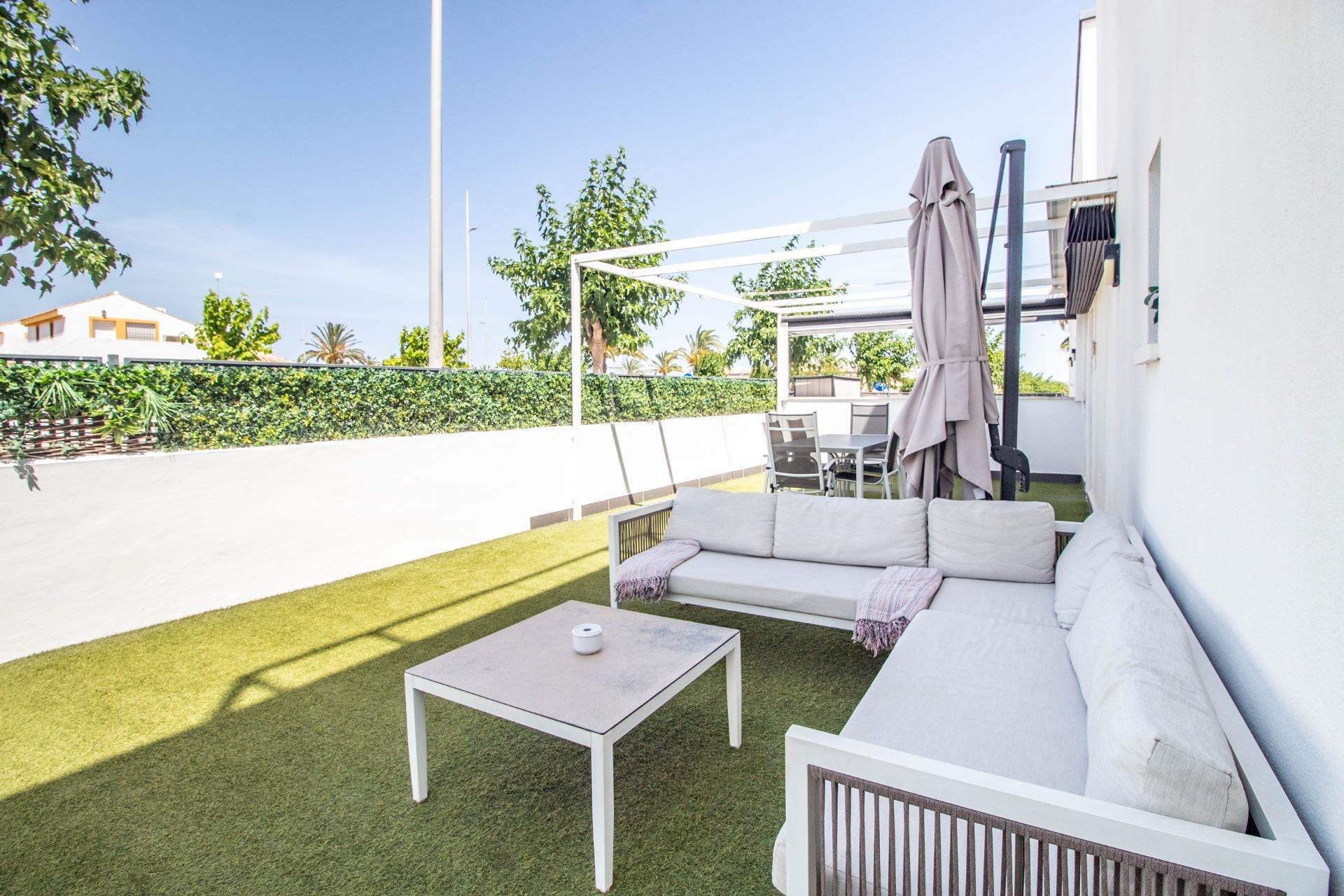 Reventa - Bungalow -
Pilar de la Horadada - Torre de la Horadada