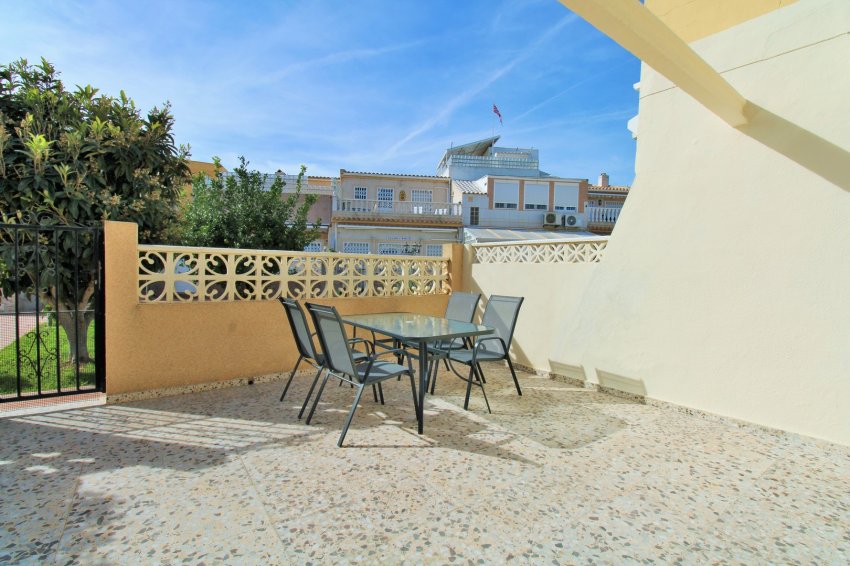 Reventa - Bungalow -
Playa Flamenca