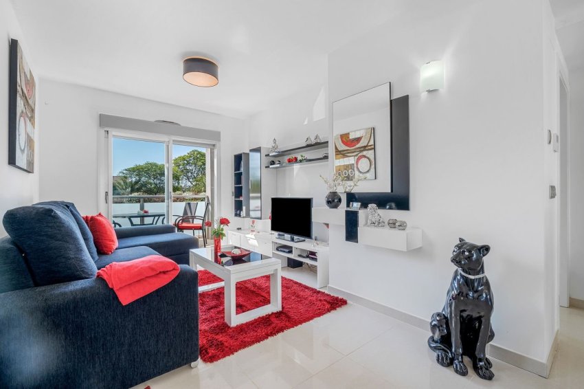 Reventa - Bungalow -
Punta Prima