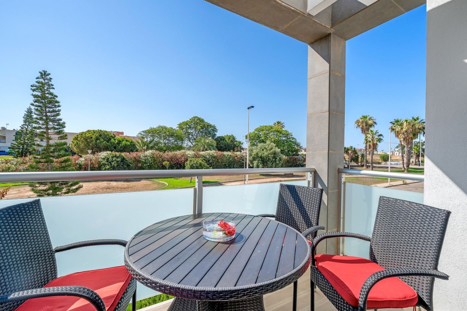 Reventa - Bungalow -
Punta Prima