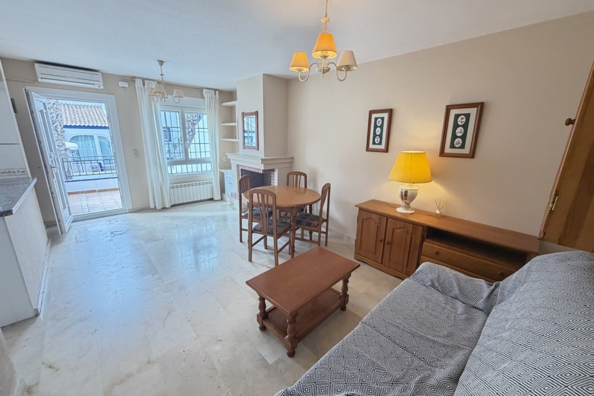 Reventa - Bungalow -
Rioja