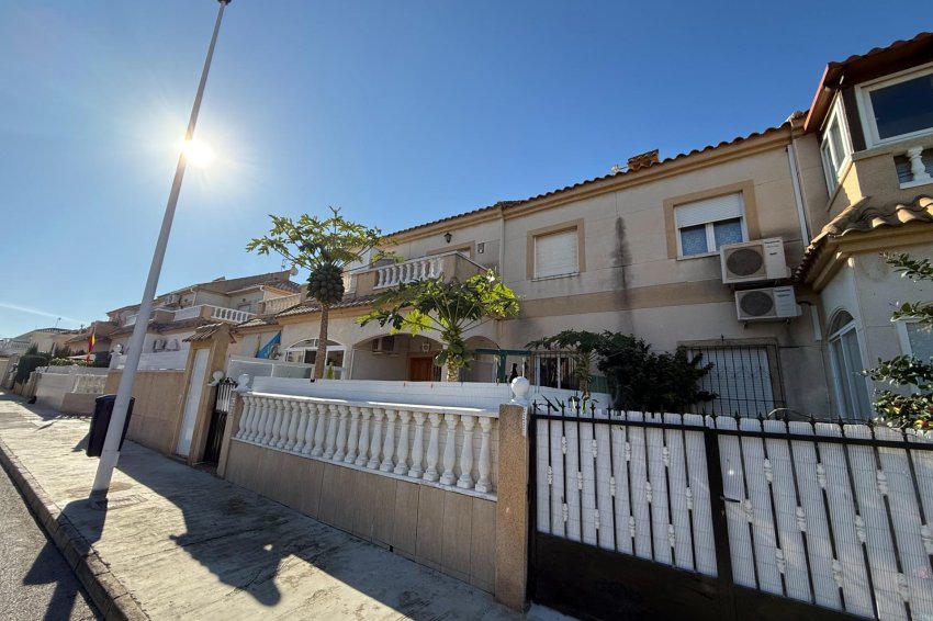 Reventa - Bungalow -
Torrevieja - Aguas Nuevas