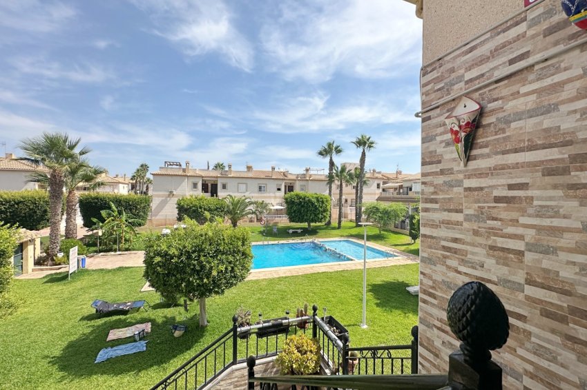 Reventa - Bungalow -
Torrevieja - Aguas Nuevas