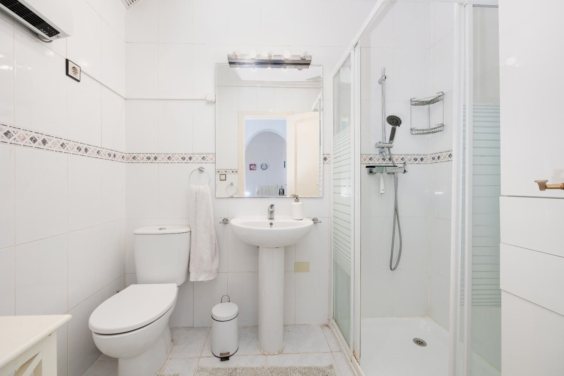 Reventa - Bungalow -
Torrevieja - Carrefour