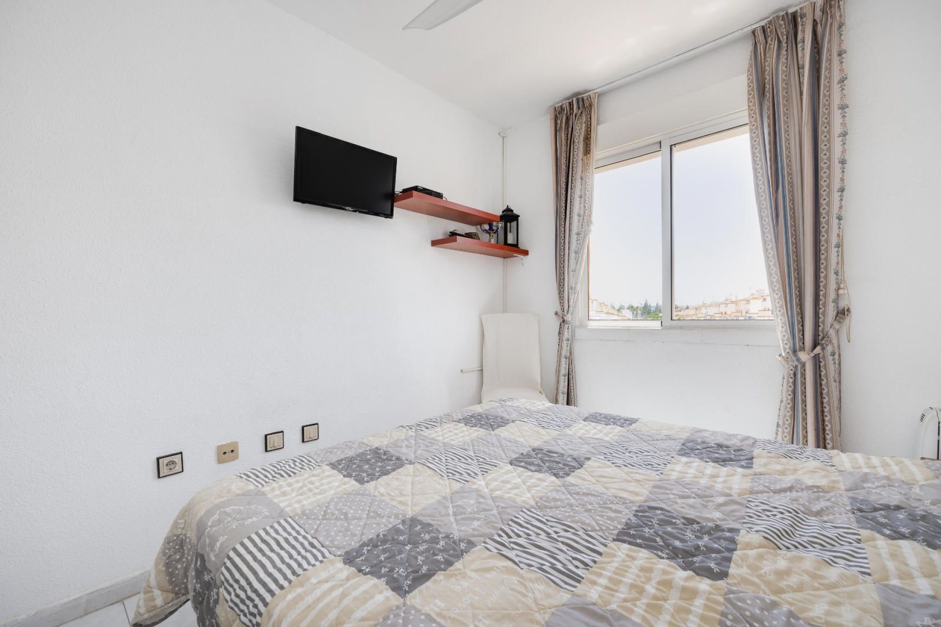 Reventa - Bungalow -
Torrevieja - Carrefour