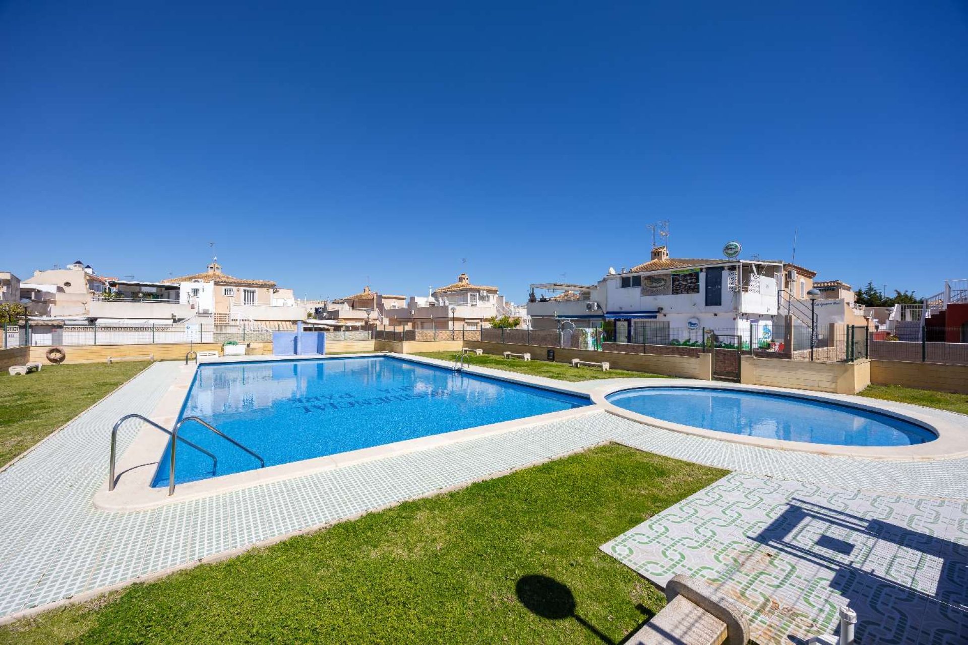 Reventa - Bungalow -
Torrevieja - Jardin del Mar