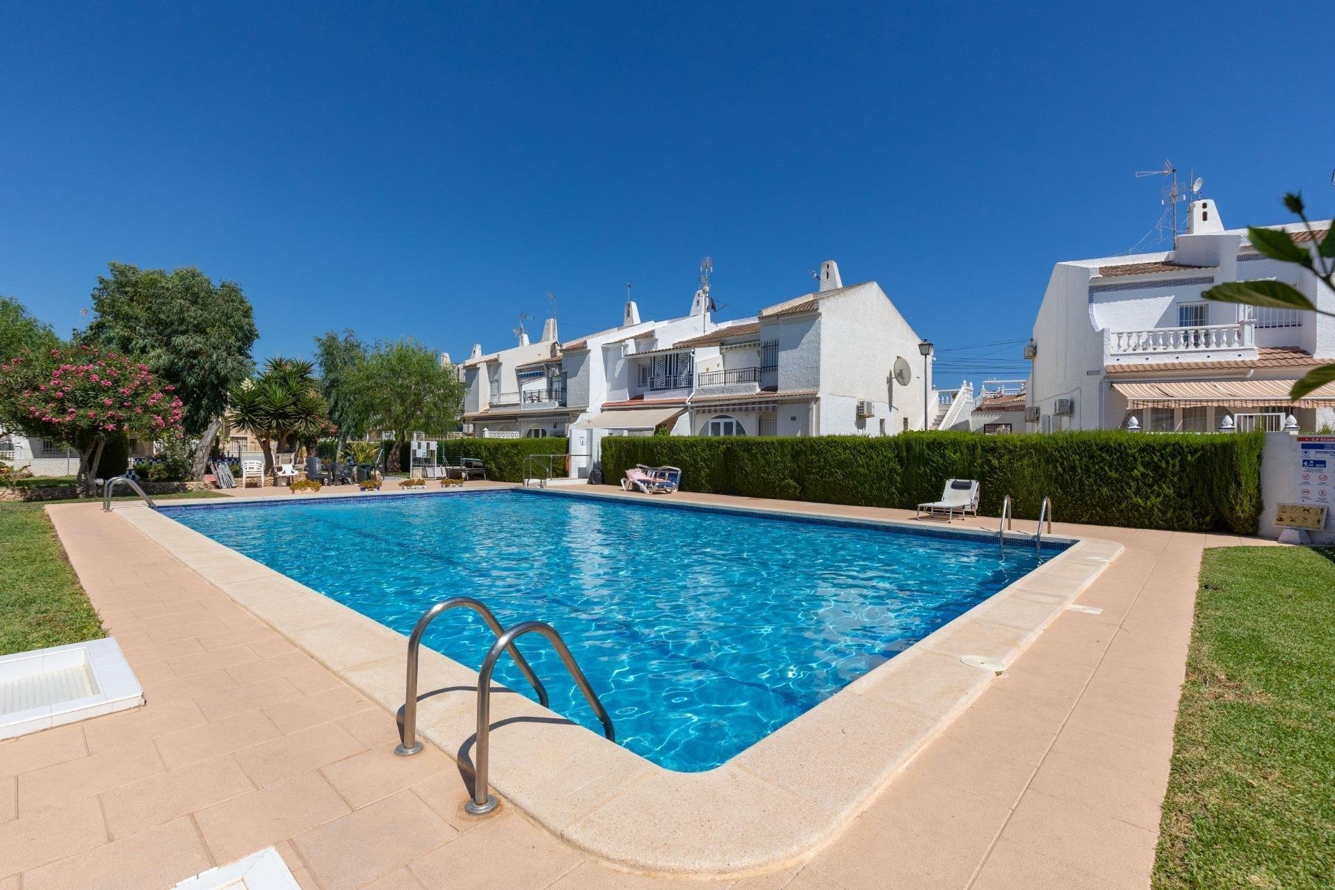 Reventa - Bungalow -
Torrevieja - La Siesta - El Salado - Torreta