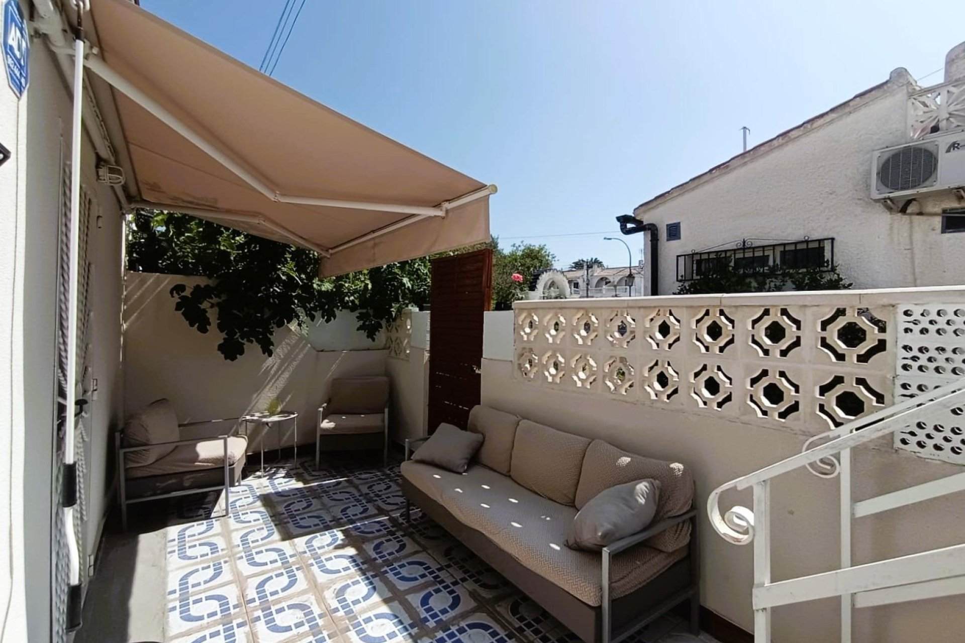 Reventa - Bungalow -
Torrevieja - La Siesta - El Salado - Torreta