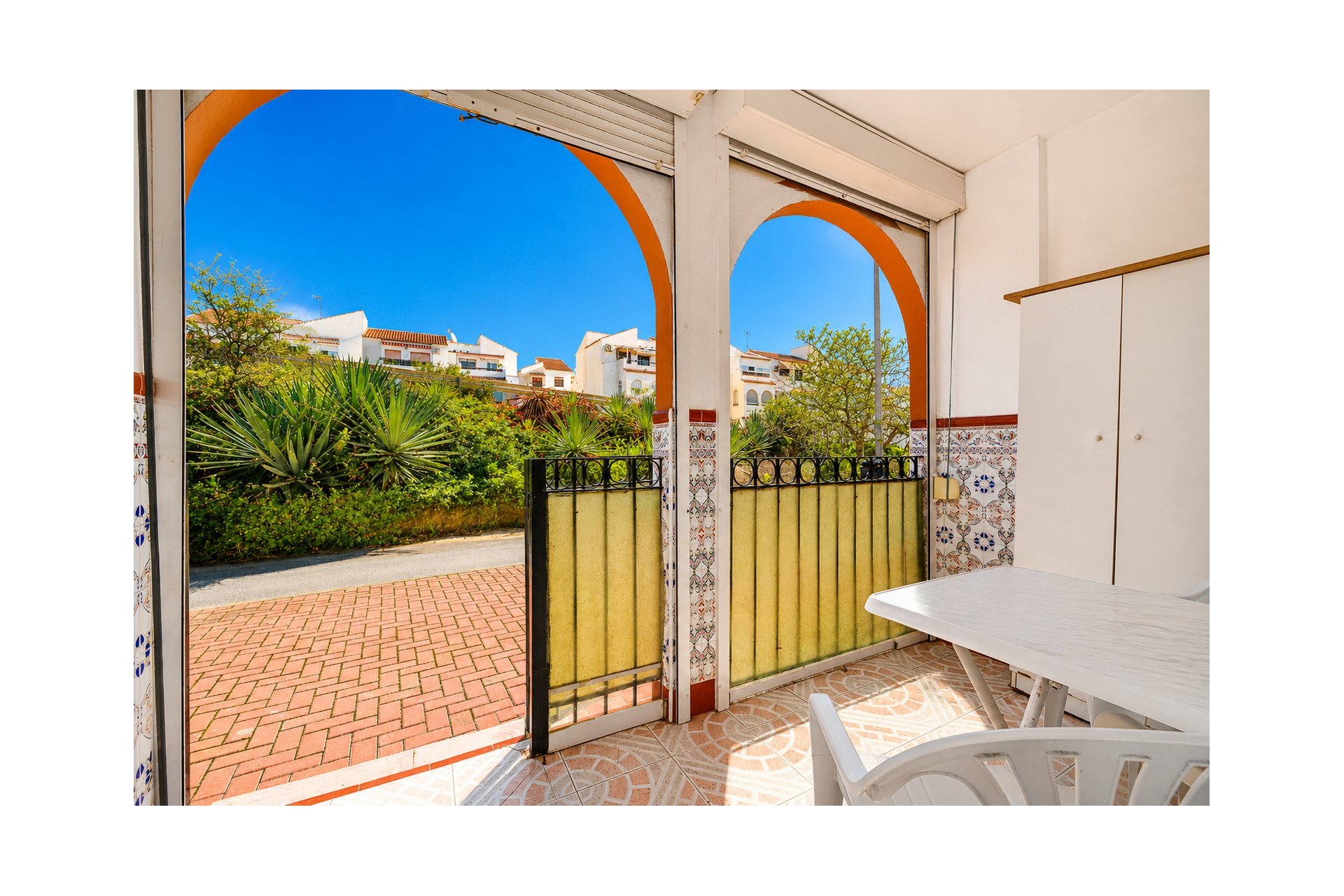 Reventa - Bungalow -
Torrevieja - Playa de los Naufragos