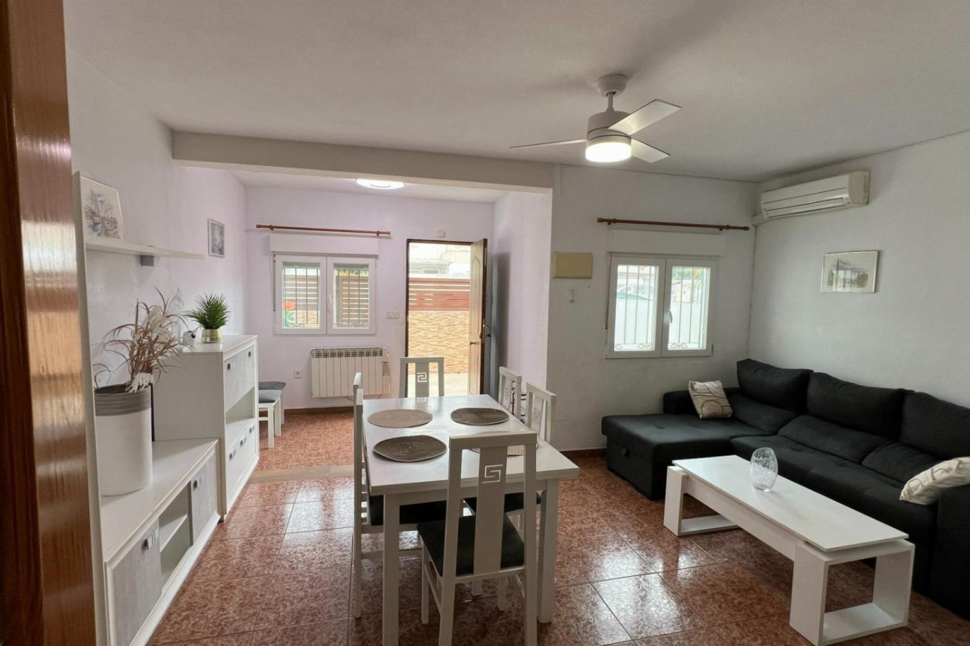 Reventa - Bungalow -
Torrevieja - Torretas