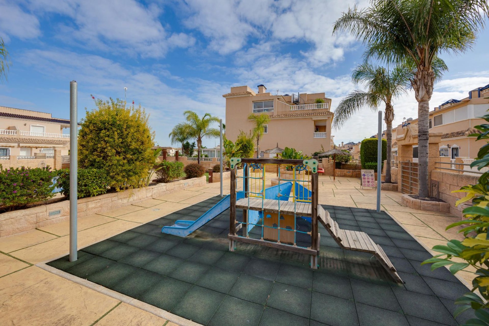 Reventa - Bungalows Planta Baja -
Orihuela Costa - Los dolses