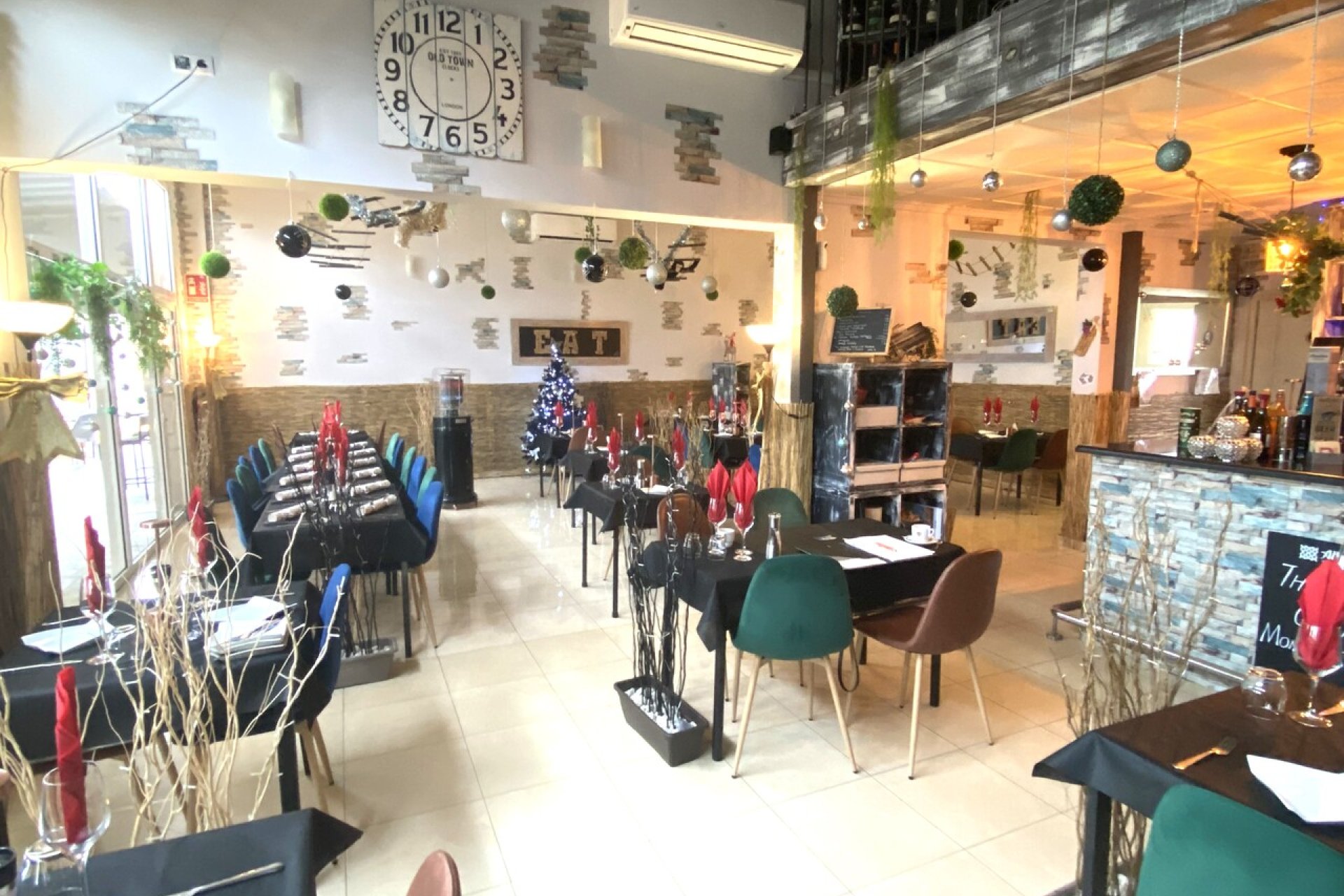 Reventa - Commercial Unit -
Algorfa - Inland