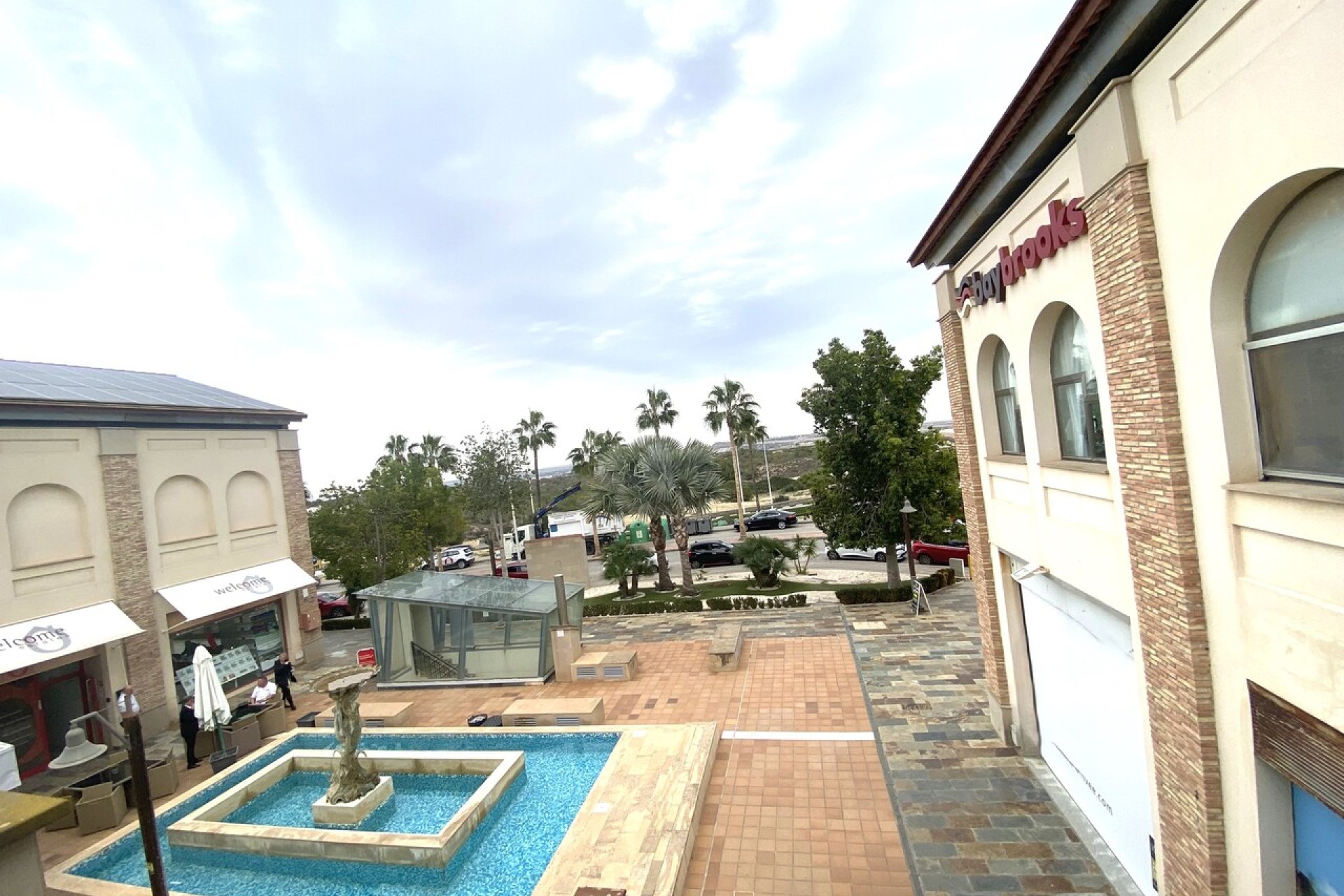 Reventa - Commercial Unit -
Algorfa - Inland