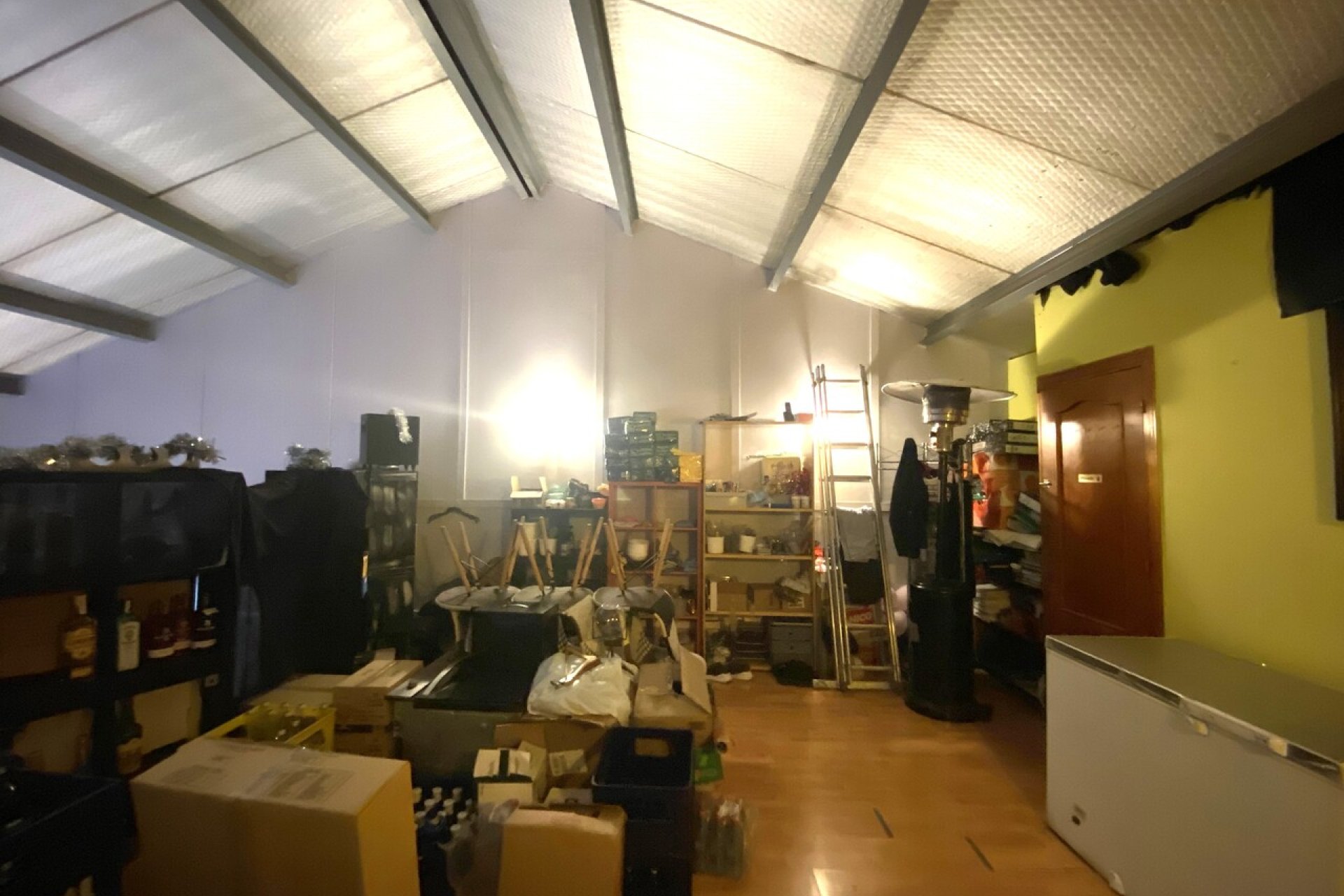 Reventa - Commercial Unit -
Algorfa