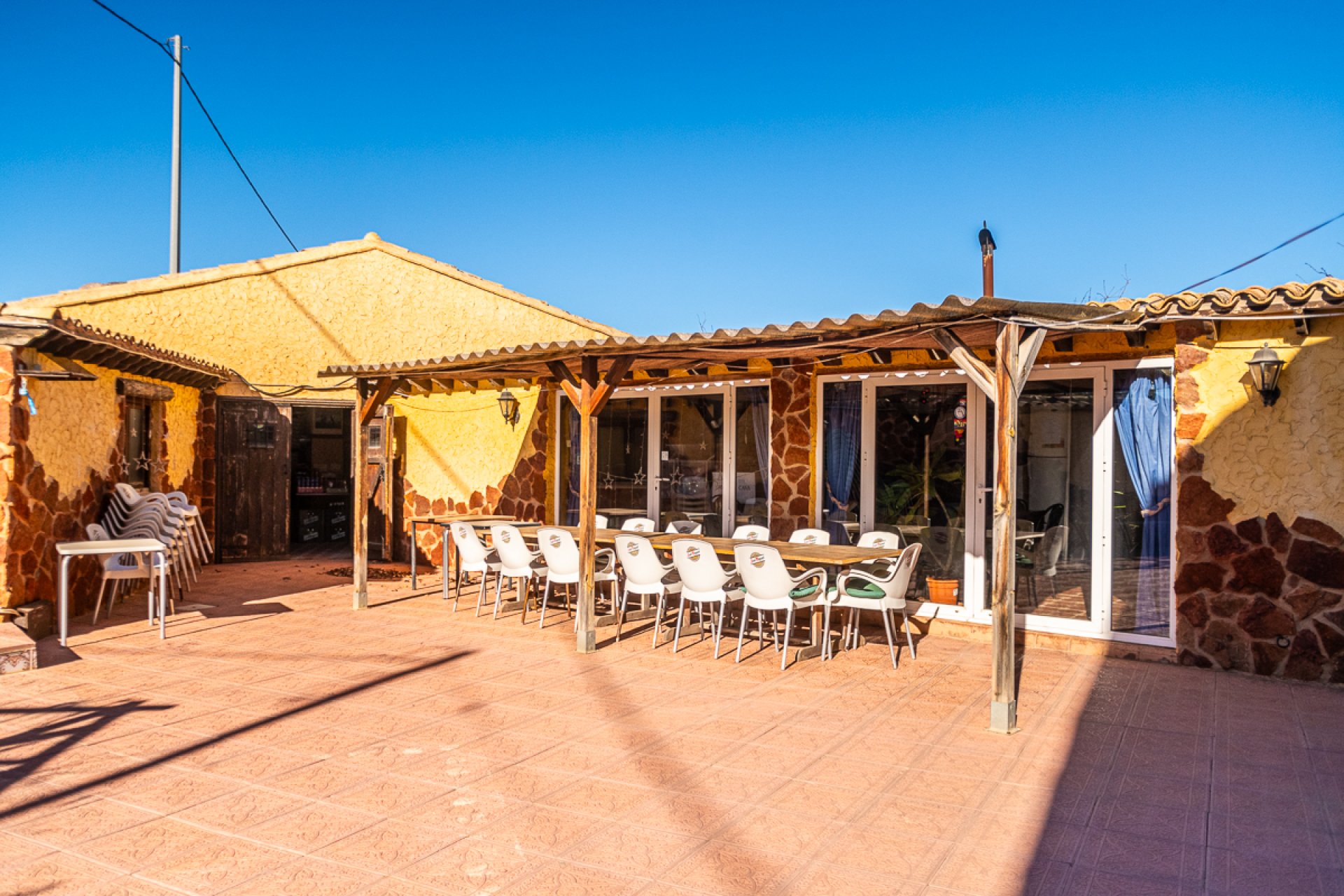 Reventa - Commercial Unit -
Hondón de las Nieves