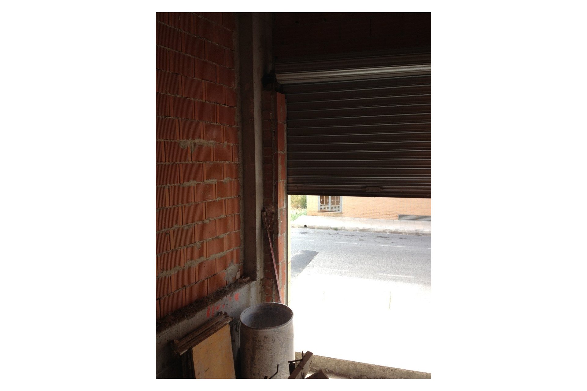 Reventa - Commercial Unit -
Los Montesinos