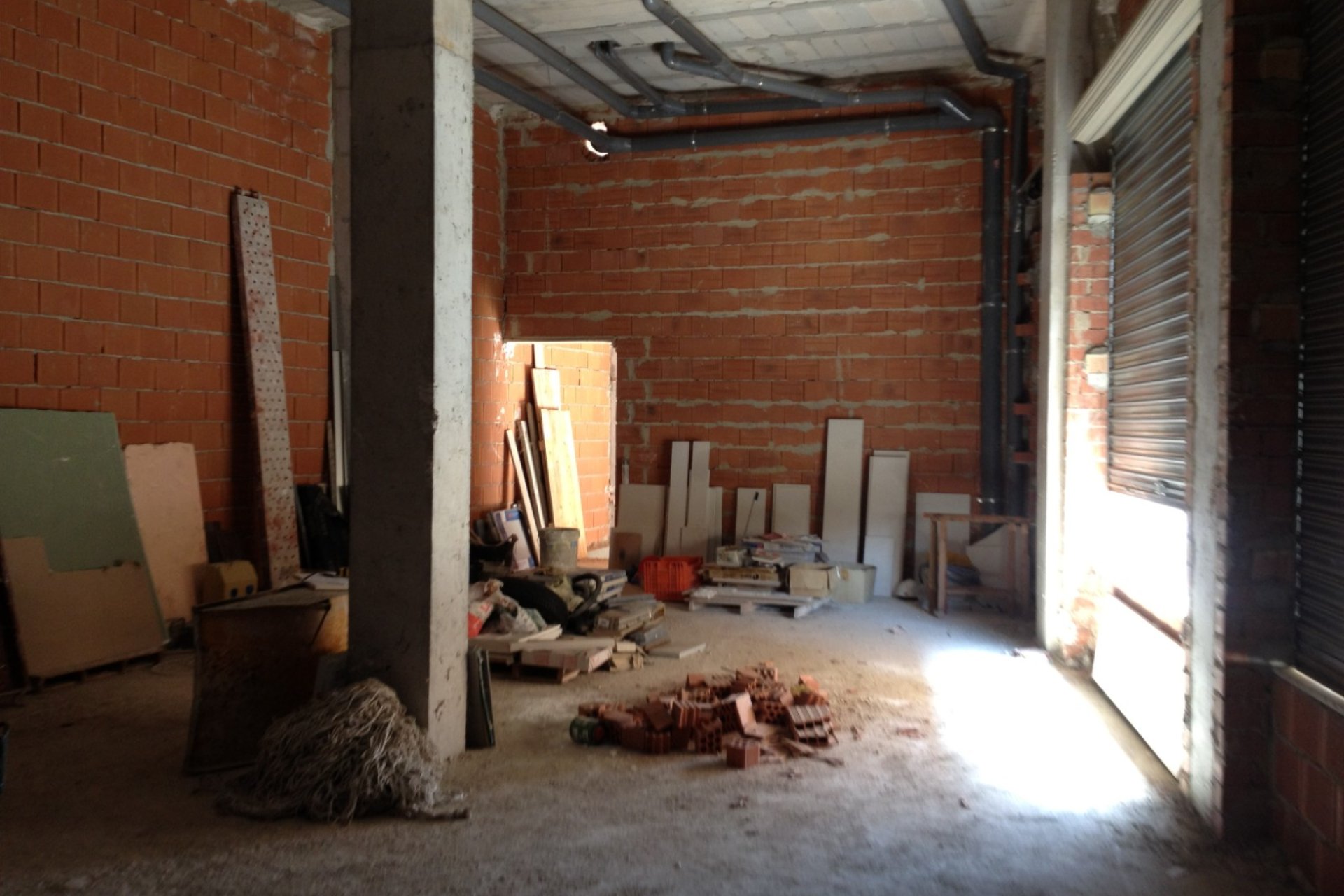 Reventa - Commercial Unit -
Los Montesinos