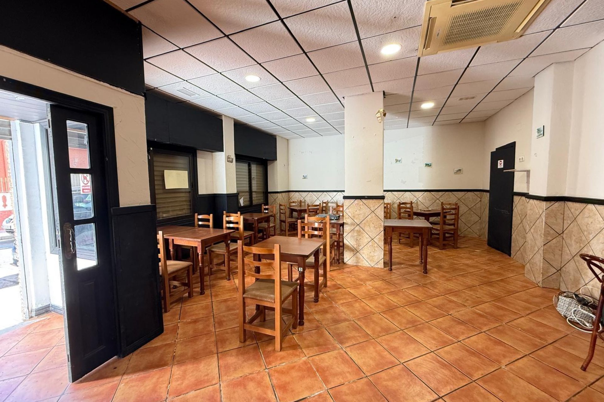 Reventa - Commercial Unit -
Torrevieja - Estacion de autobuses