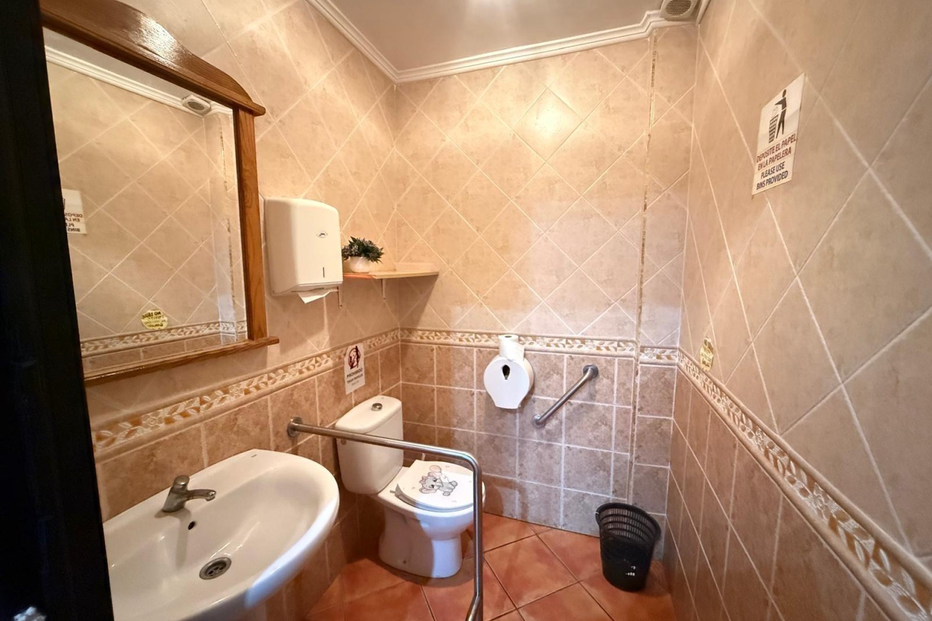 Reventa - Commercial Unit -
Torrevieja - Estacion de autobuses