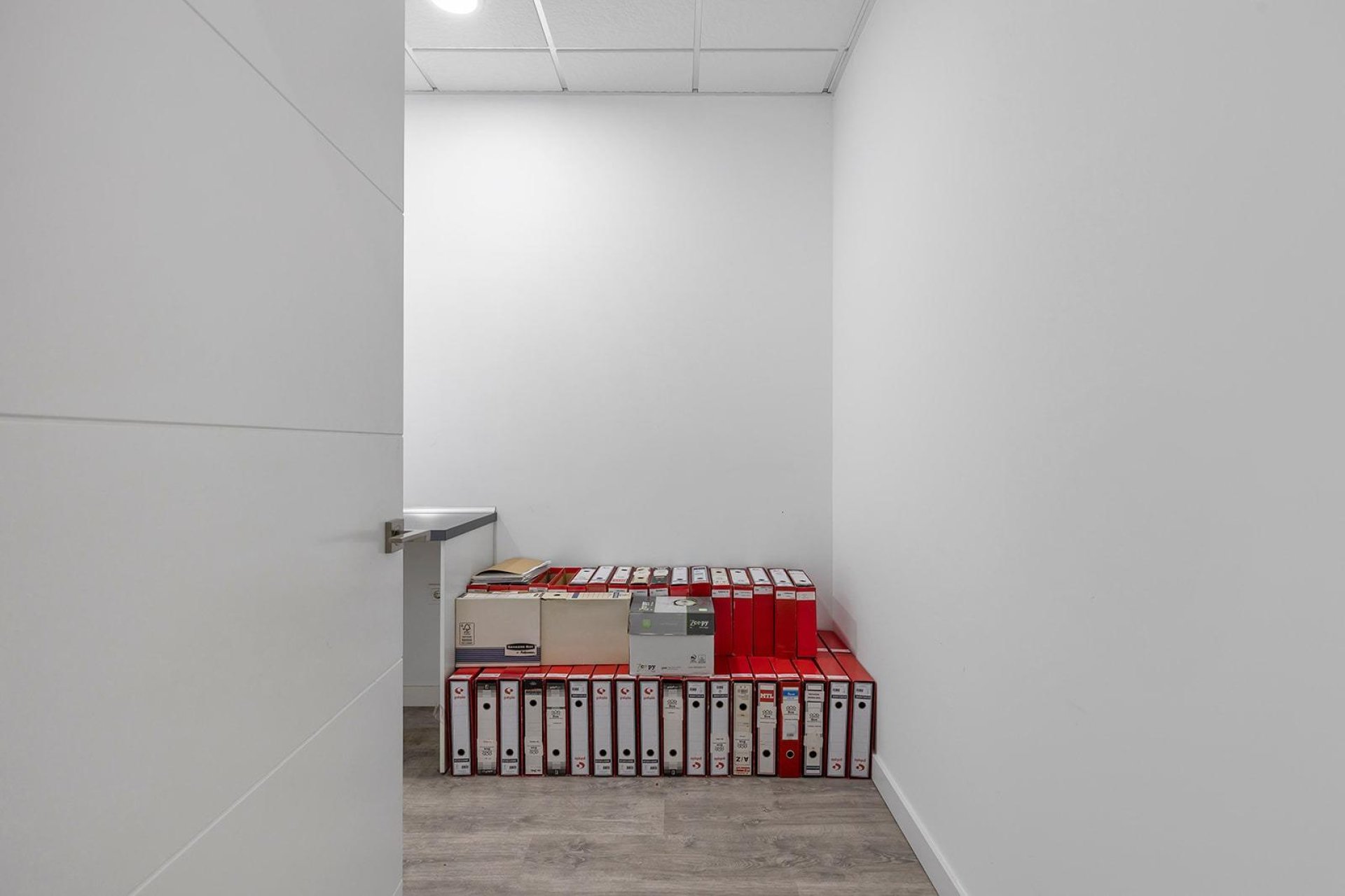 Reventa - Commercial Unit -
Torrevieja - La Mata