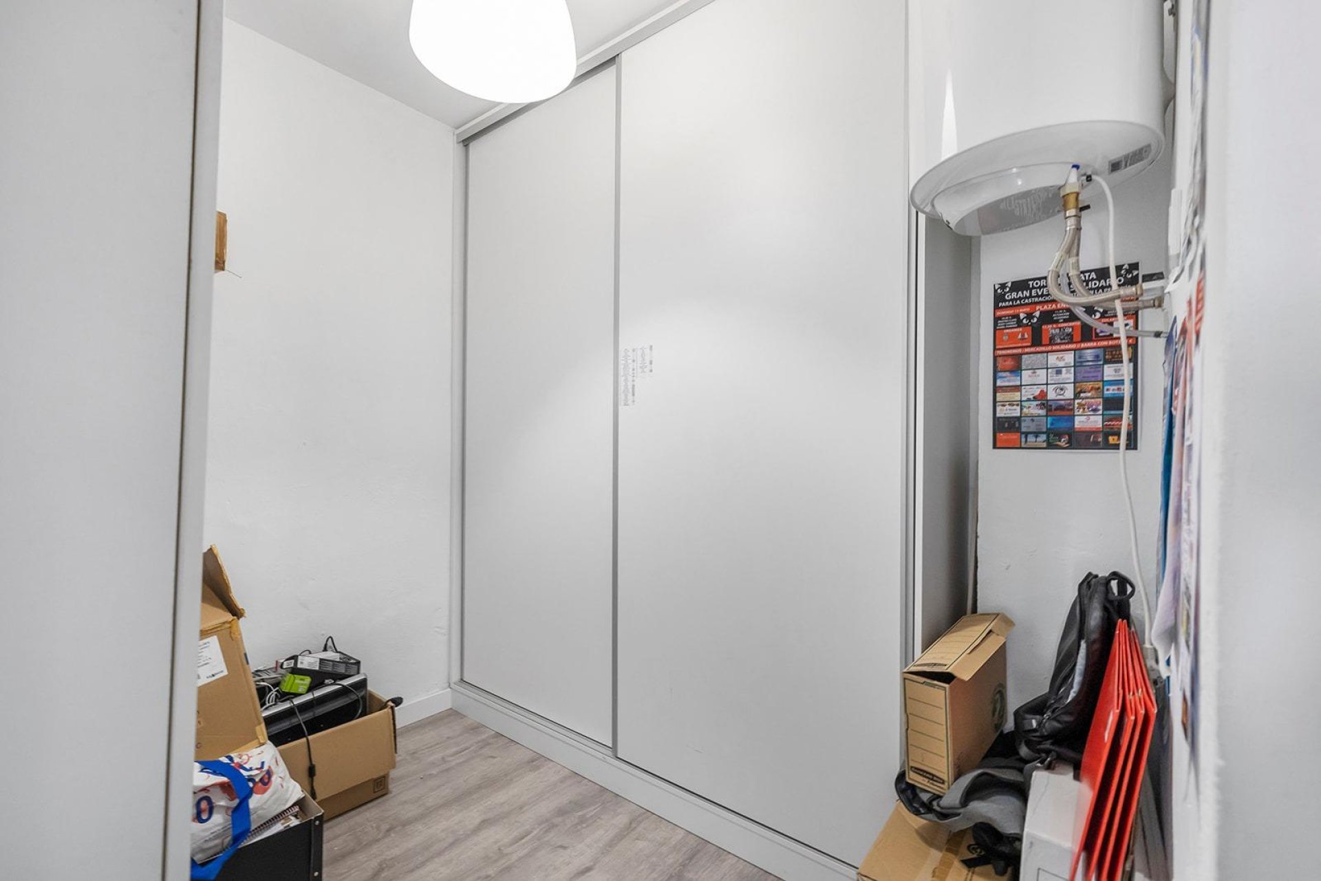 Reventa - Commercial Unit -
Torrevieja - La Mata