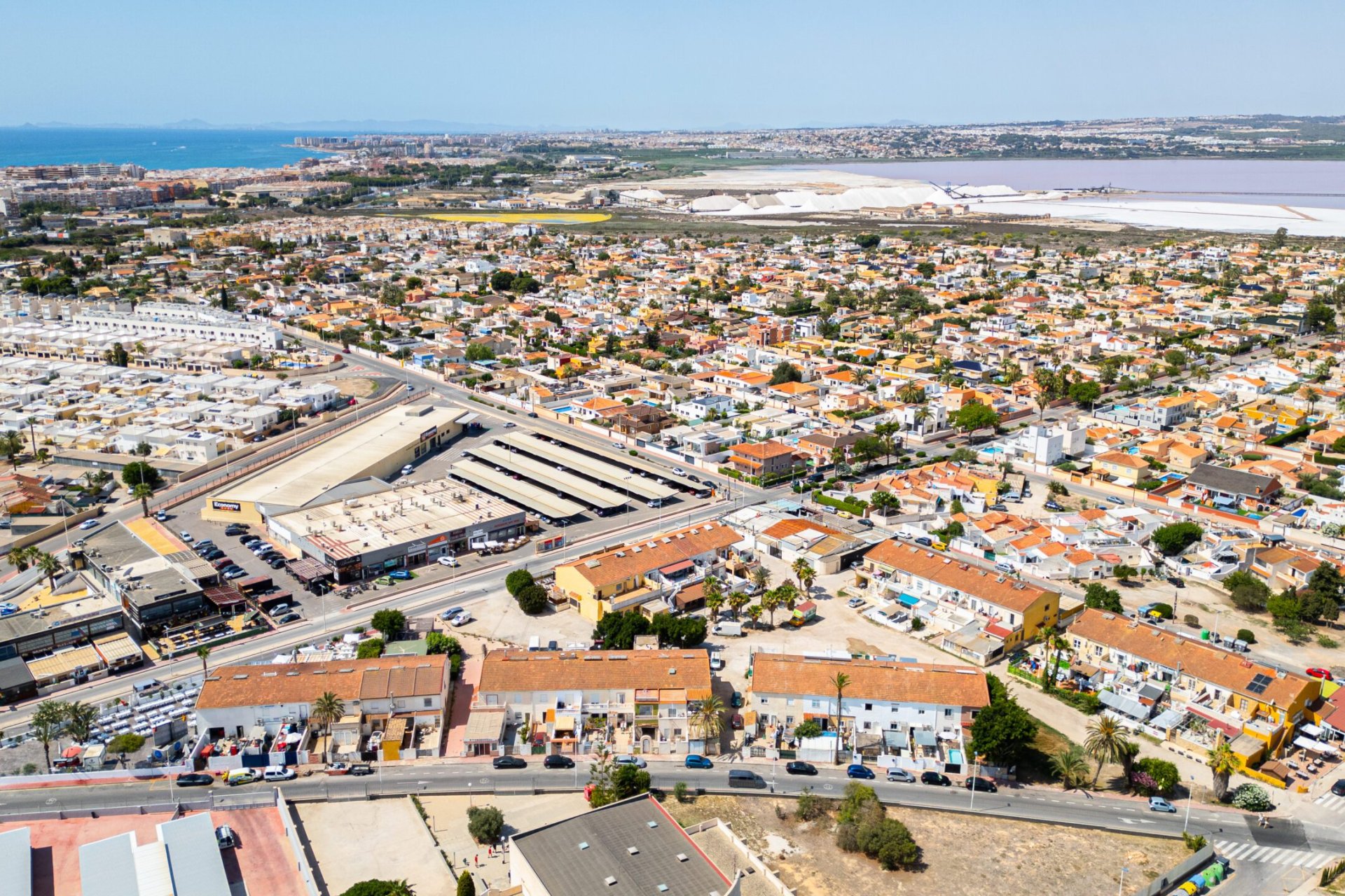 Reventa - Commercial Unit -
Torrevieja - La Siesta - El Salado - Torreta