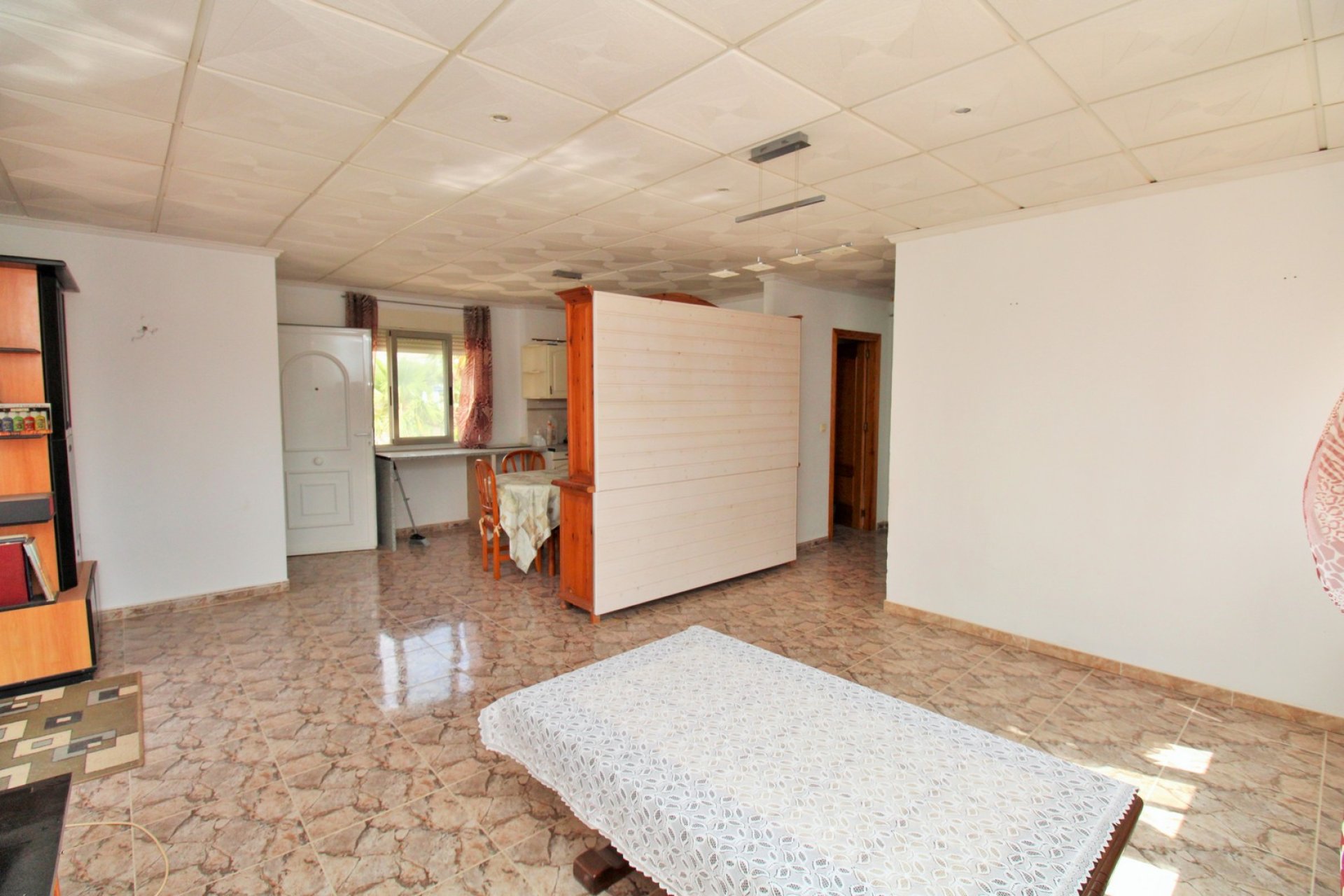 Reventa - Commercial Unit -
Villamartin - Villamartín