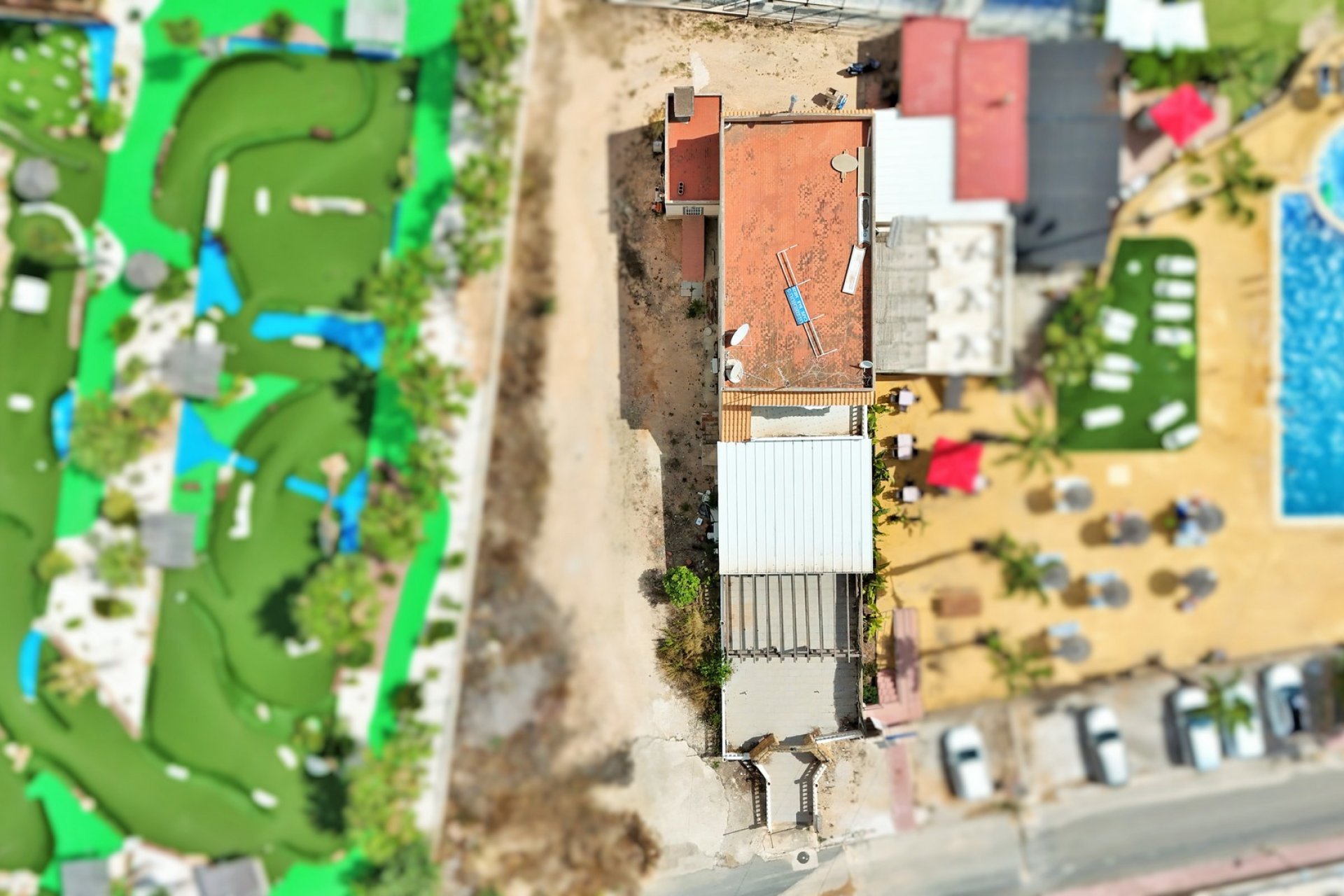 Reventa - Commercial Unit -
Villamartin - Villamartín