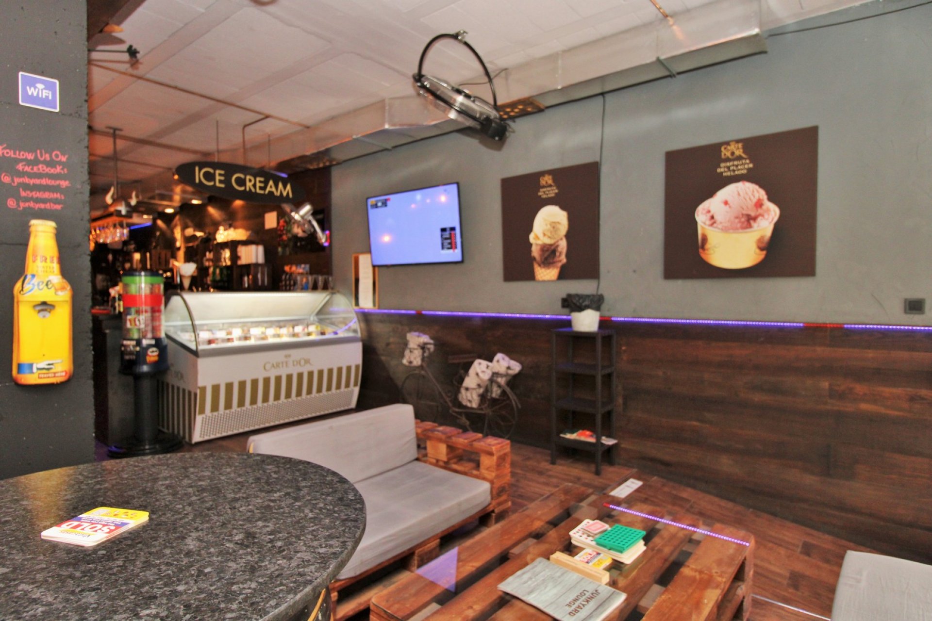 Reventa - Commercial Unit -
Villamartin - Villamartín