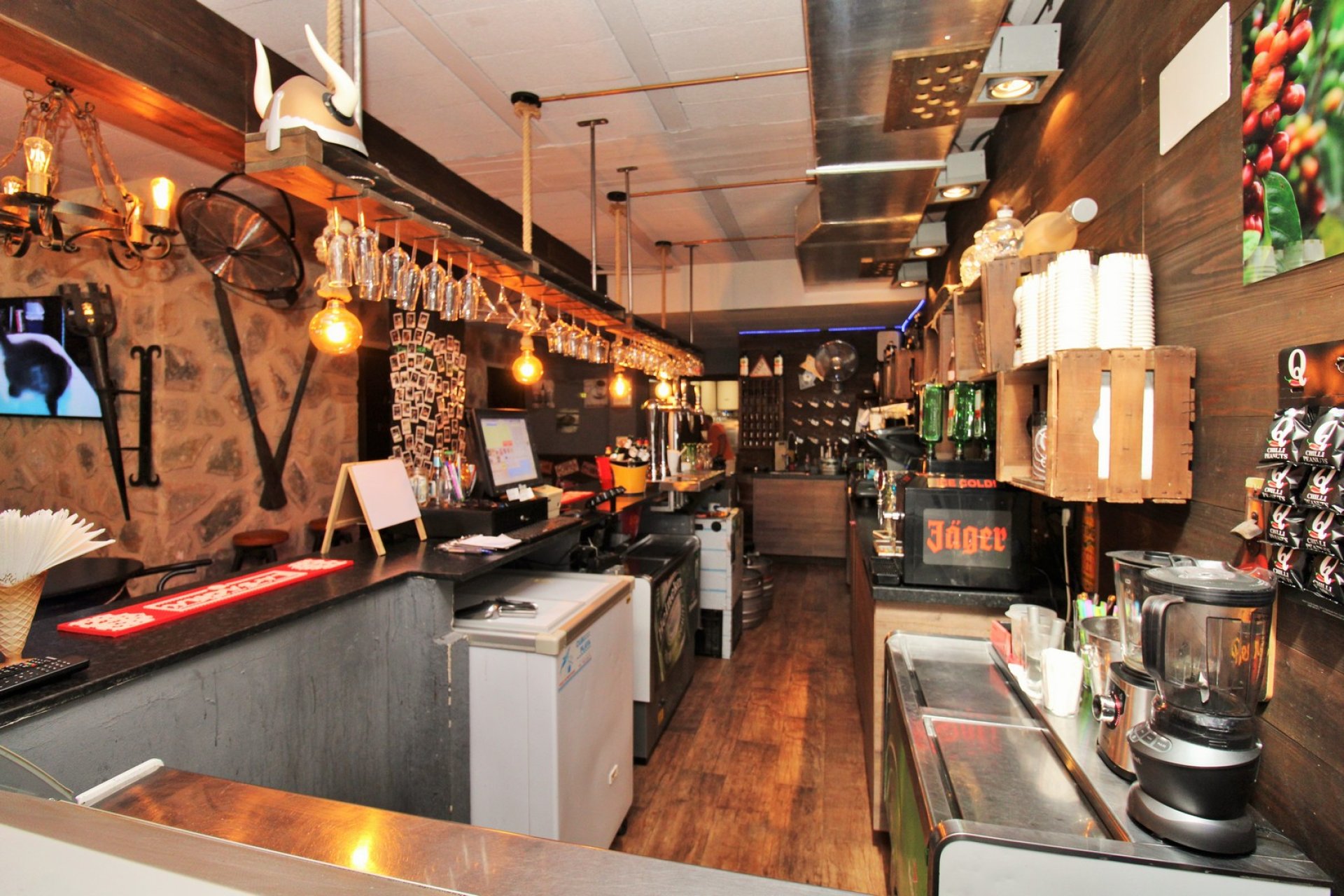 Reventa - Commercial Unit -
Villamartin - Villamartín