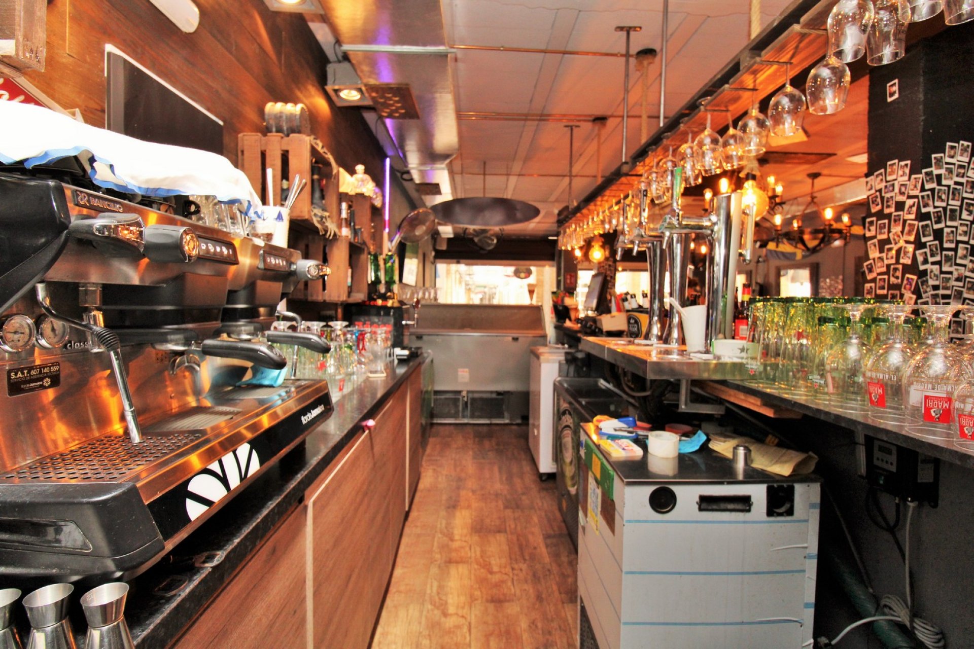 Reventa - Commercial Unit -
Villamartin - Villamartín