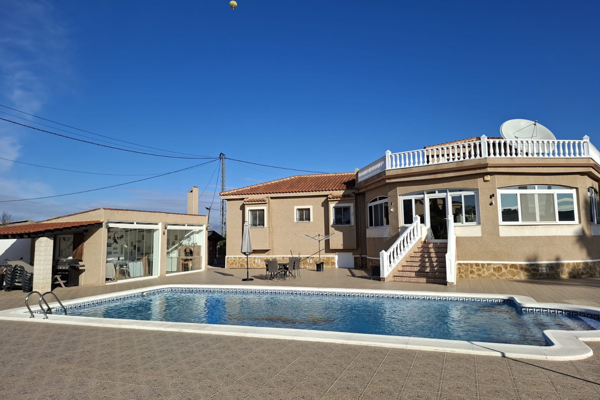 Reventa - Detached villa -
Catral