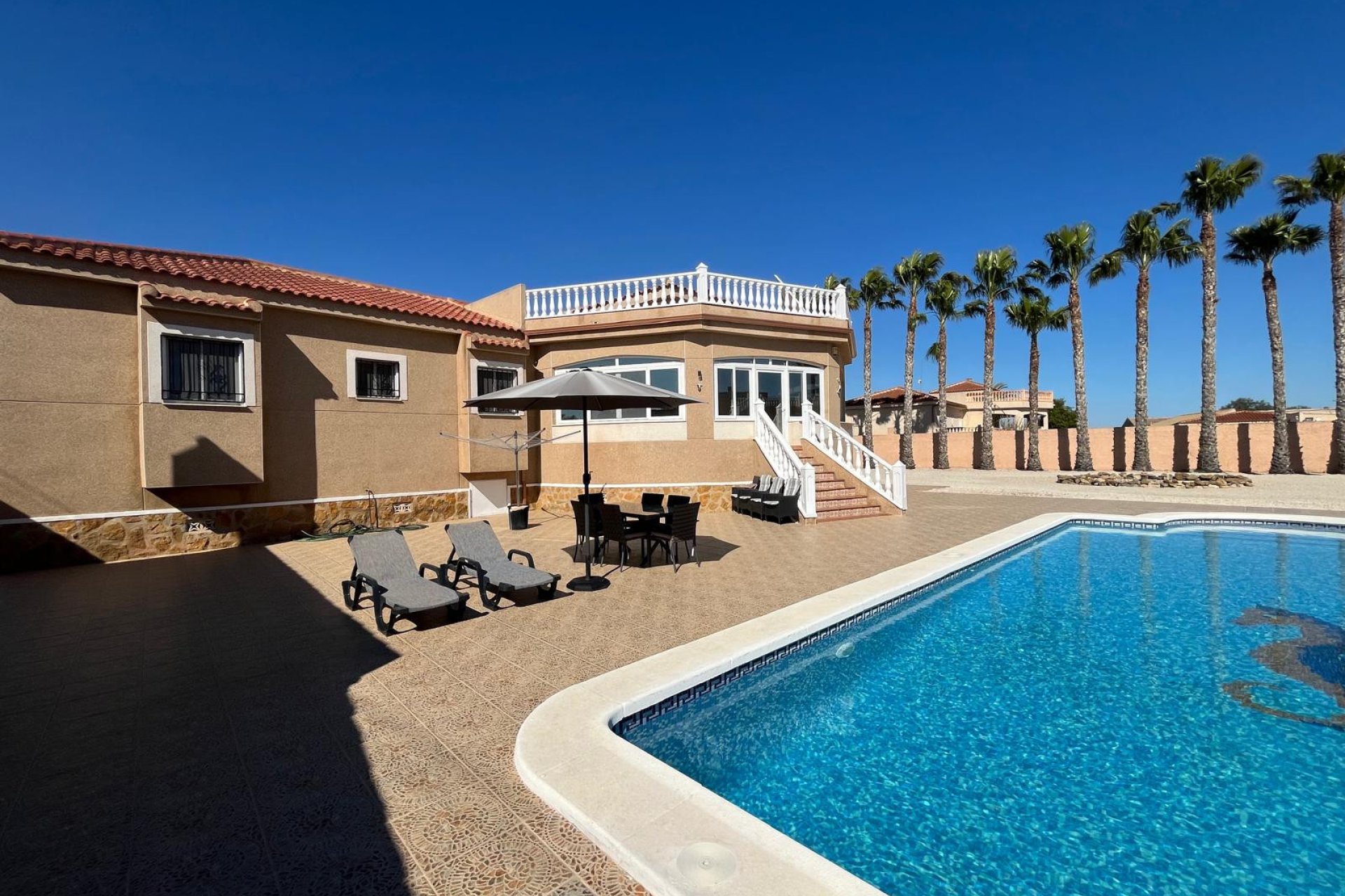 Reventa - Detached villa -
Catral