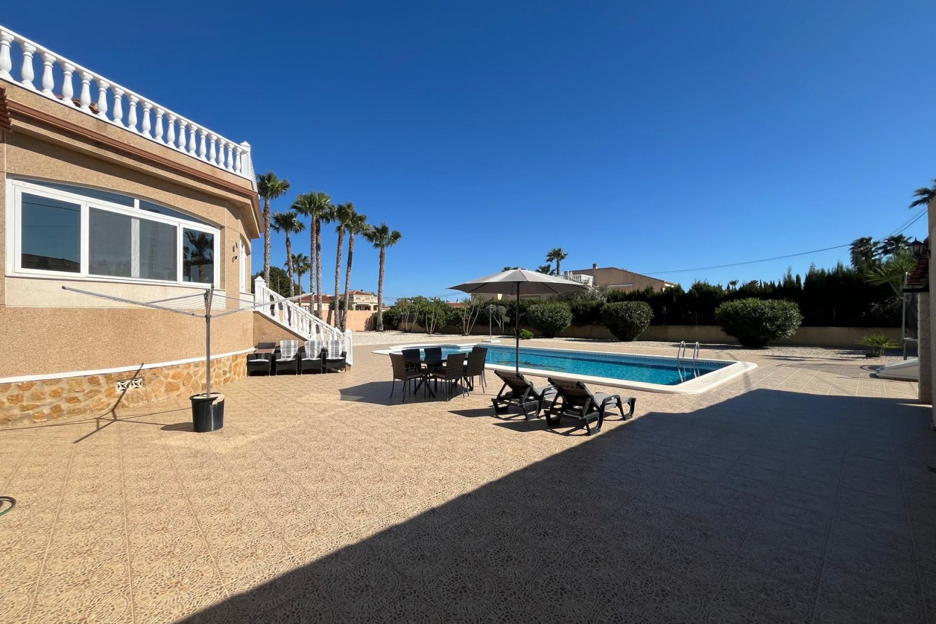 Reventa - Detached villa -
Catral