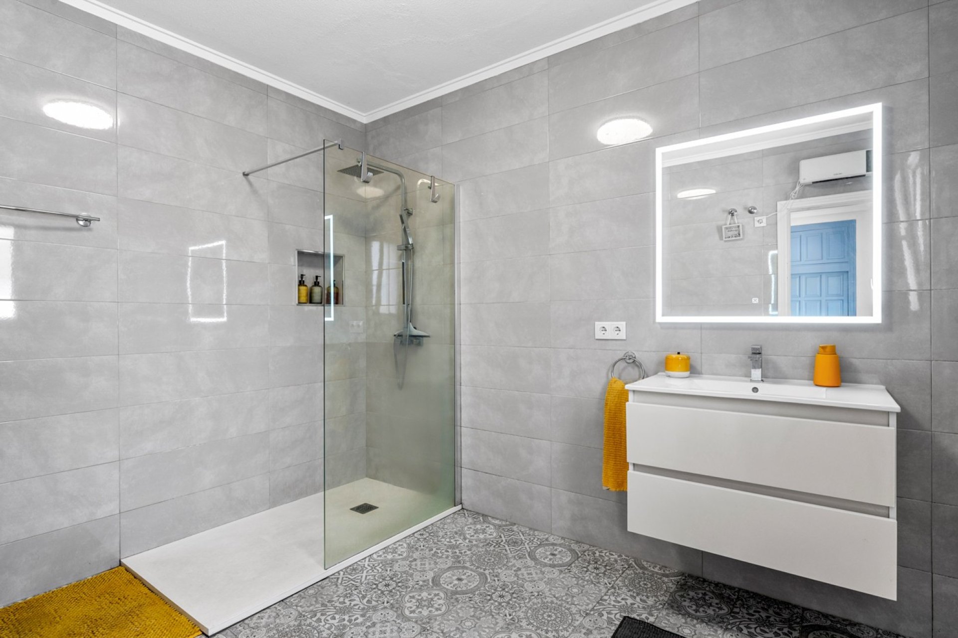 Reventa - Detached villa -
Ciudad quesada - Pueblo Bravo