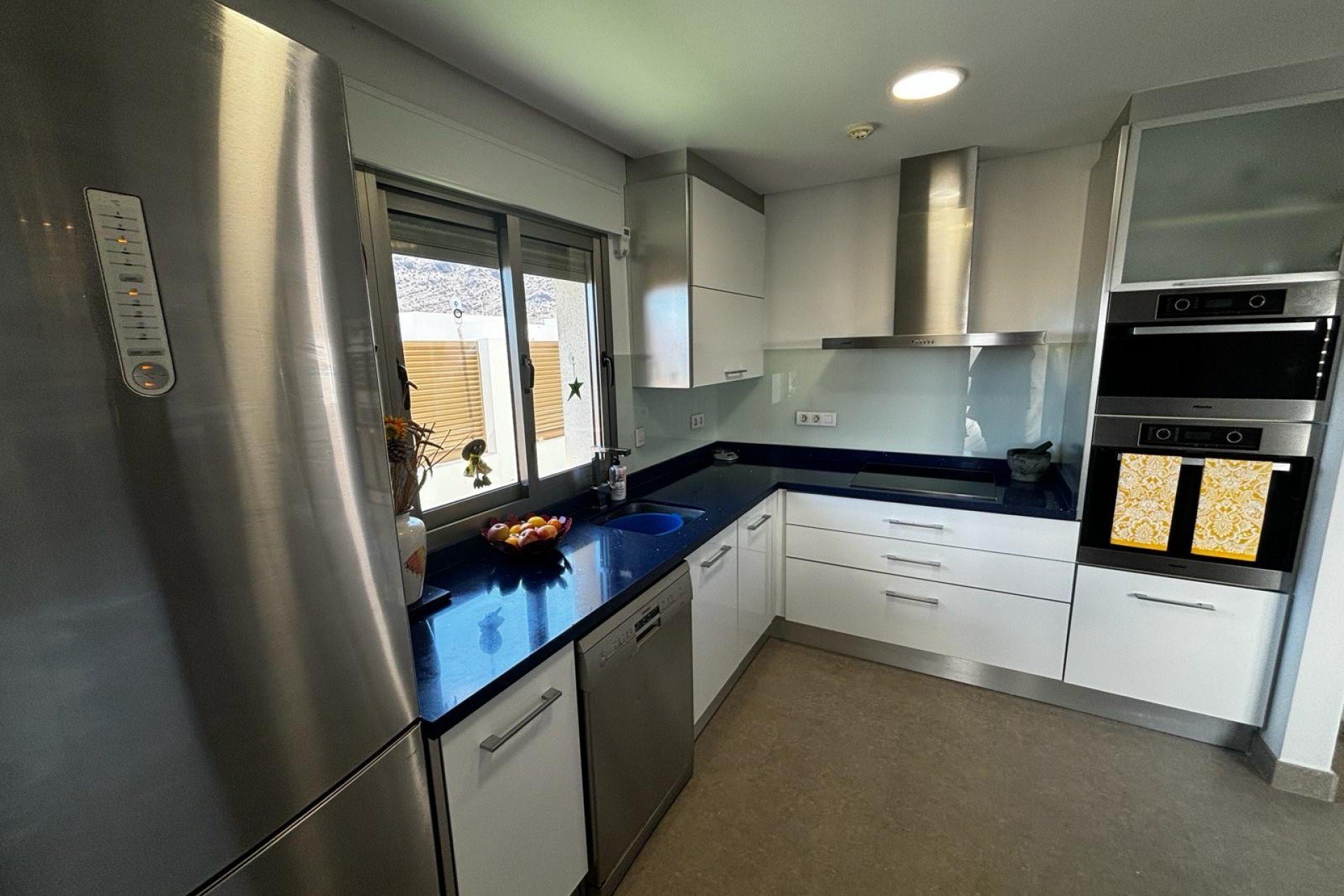 Reventa - Detached villa -
Cox