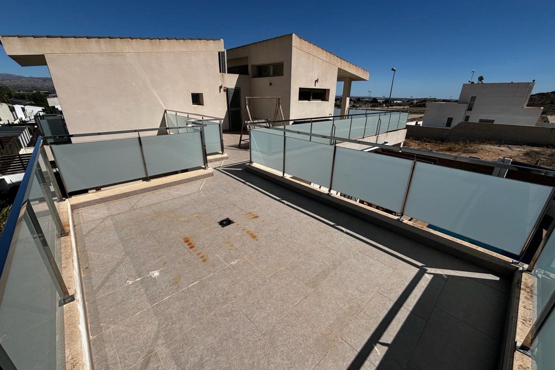 Reventa - Detached villa -
Cox