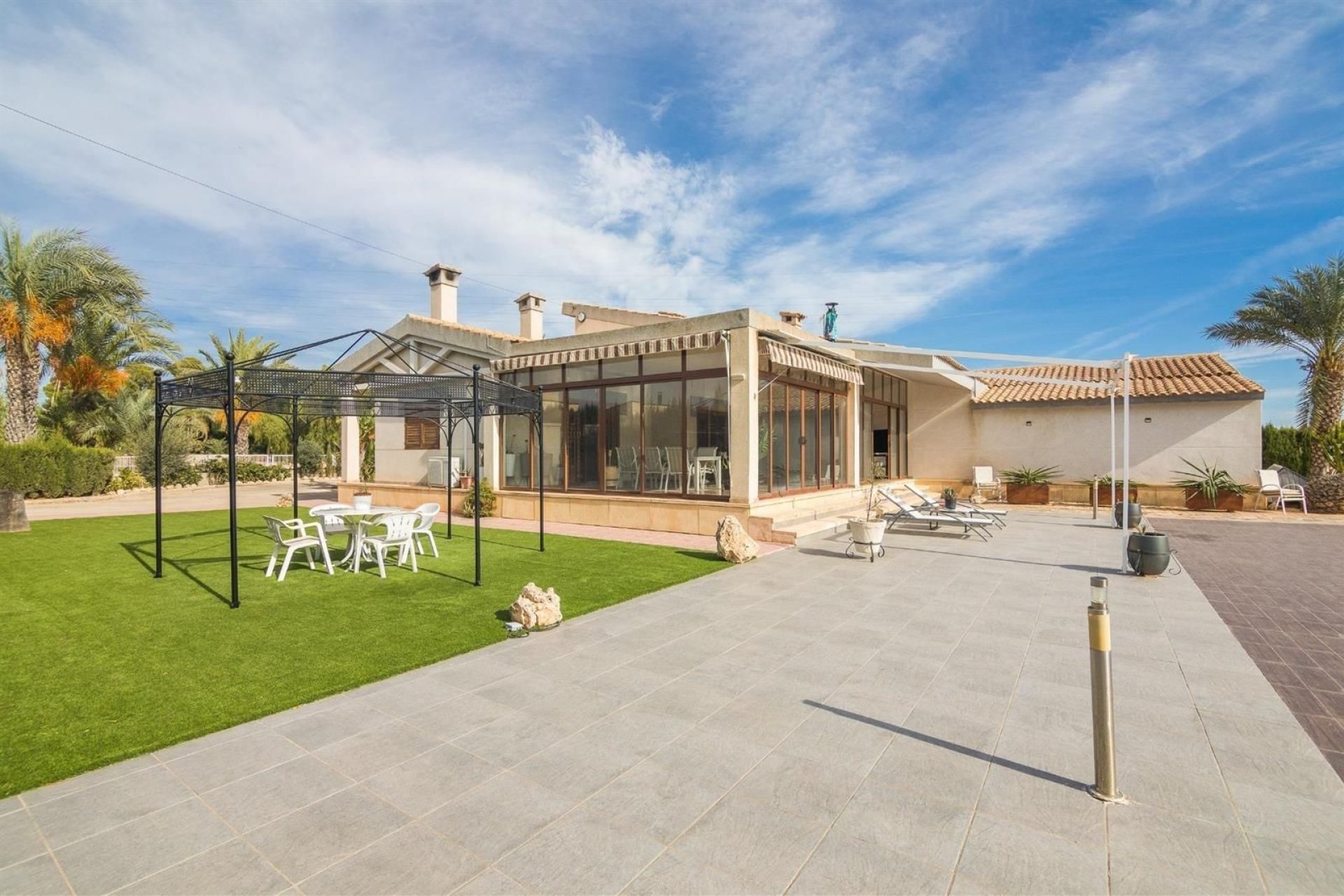 Reventa - Detached villa -
Elche - Corte Ingles