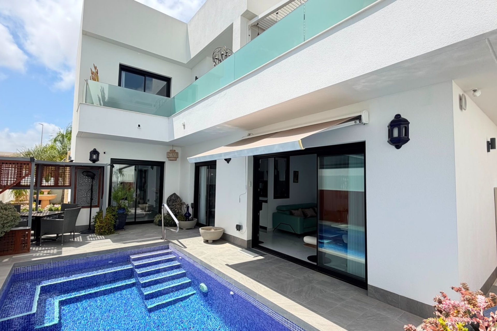Reventa - Detached villa -
Los Montesinos - La Herrada