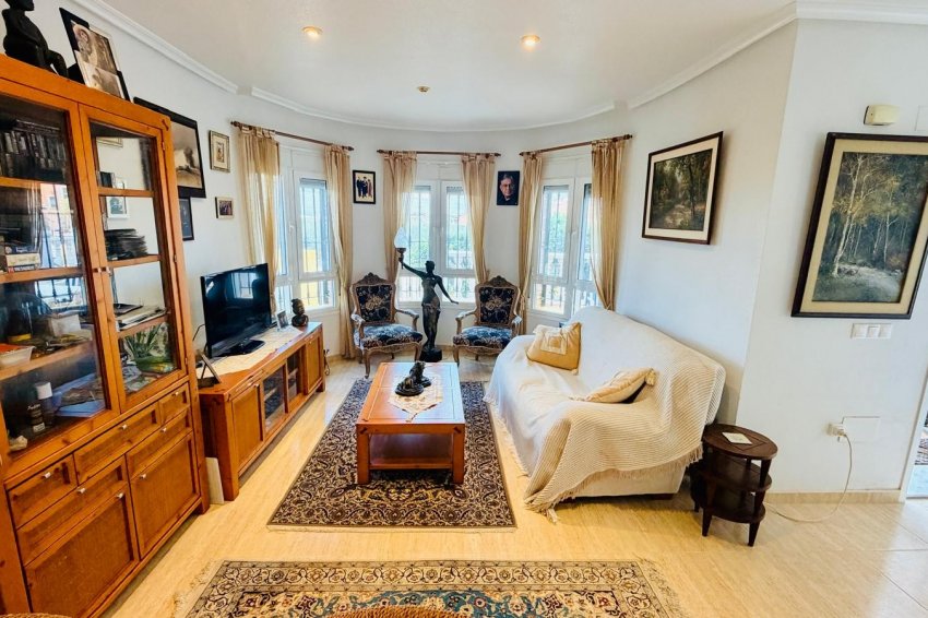 Reventa - Detached villa -
Los Montesinos - La Herrada